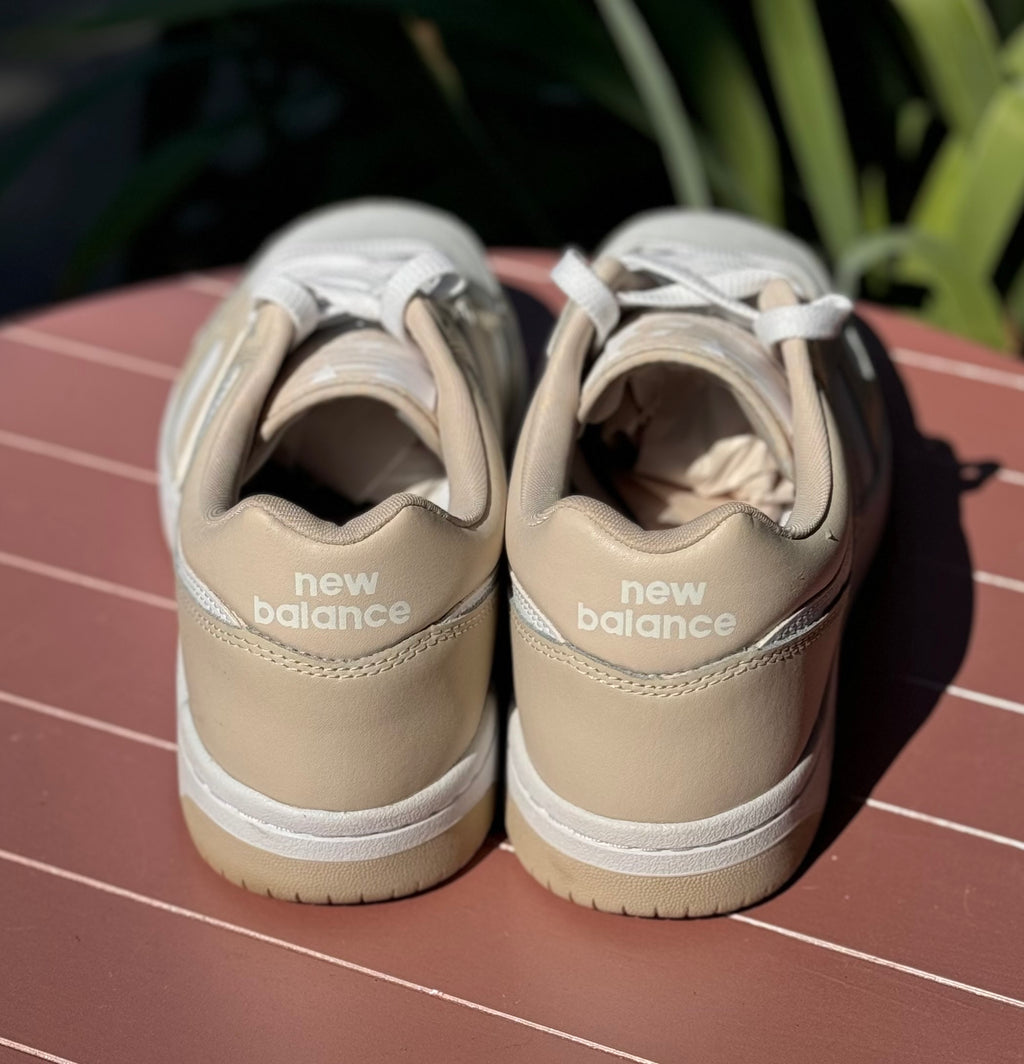 NEW BALANCE Men’s Cream & White Low Top Sneakers Sz. 11