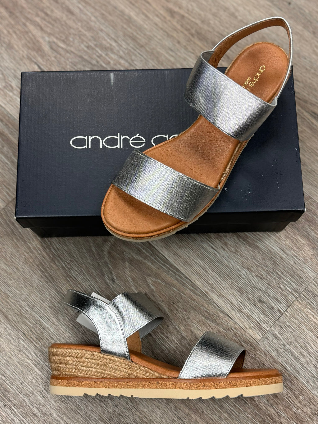 SOLD! andre assous Silver Neveah Espadrille Wedge Sandals Sz. 8