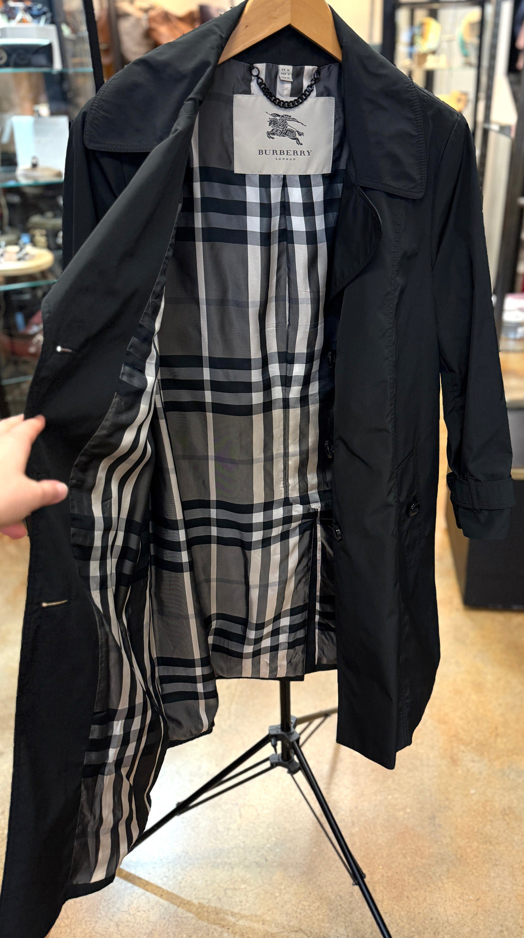 SOLD! BURBERRY London Black Lightweight Trench Coat w/Nova Check Lining Sz. 8
