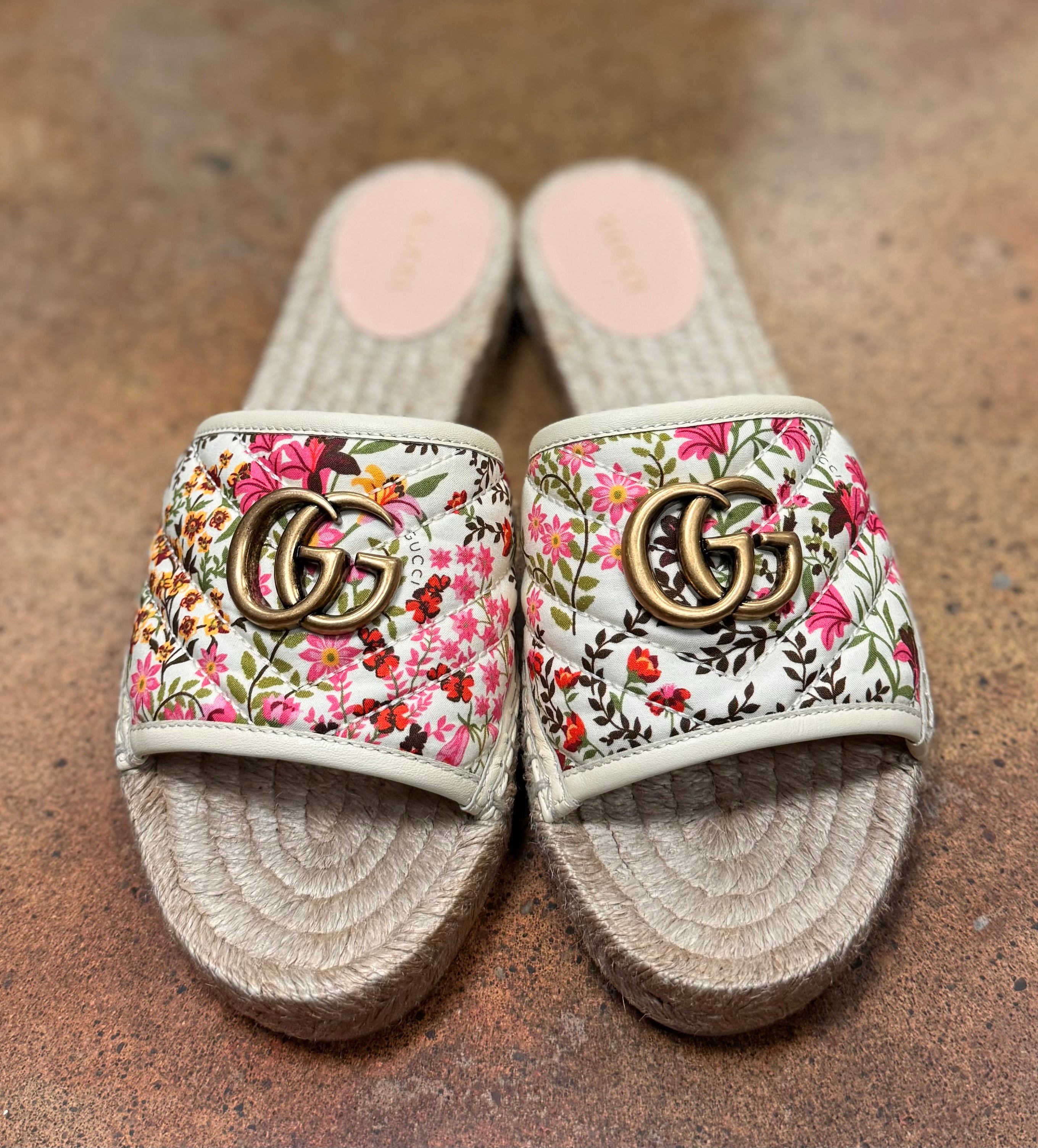 GUCCI Pilar Espadrille Quilted Floral Canvas GG Sandals Sz. 8 1/2