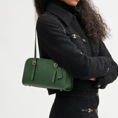 SOLD! COACH Hunter Green Glovetanned Leather Swing Zip Bag CM565 New w/Tags