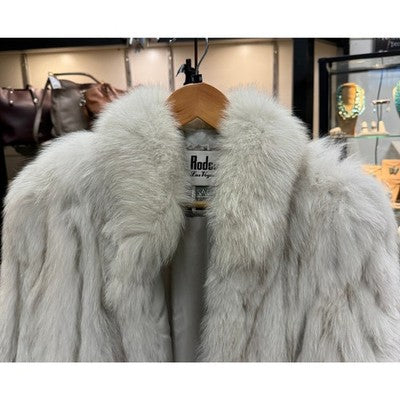 Vintage SAGA FOX Rodeo Dr. 100% Fox Fur Satin Lined Coat - Medium