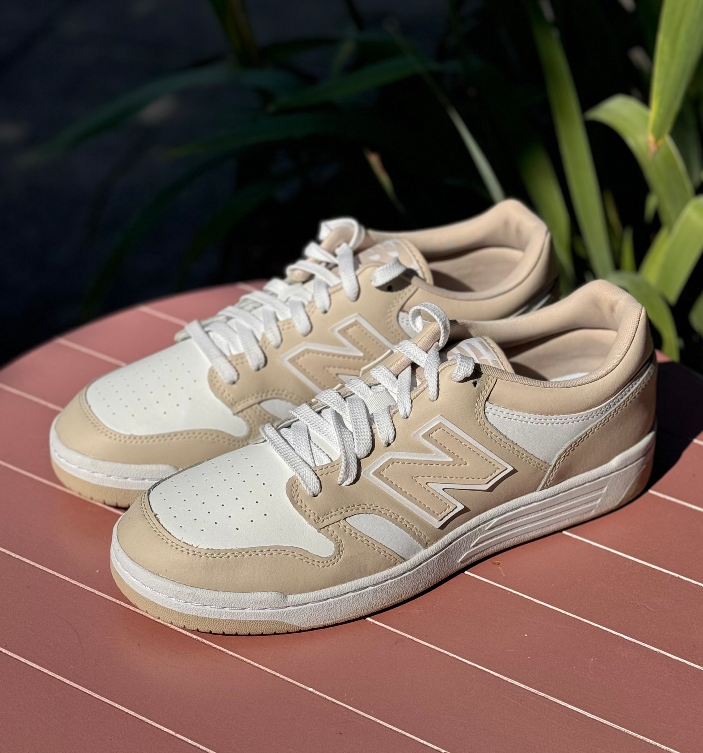 NEW BALANCE Men’s Cream & White Low Top Sneakers Sz. 11