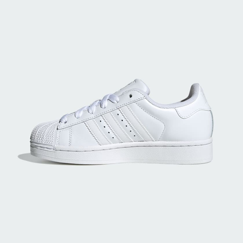 adidas Superstar Triple White Low Top Sneakers NEW Sz. 6M / 7W