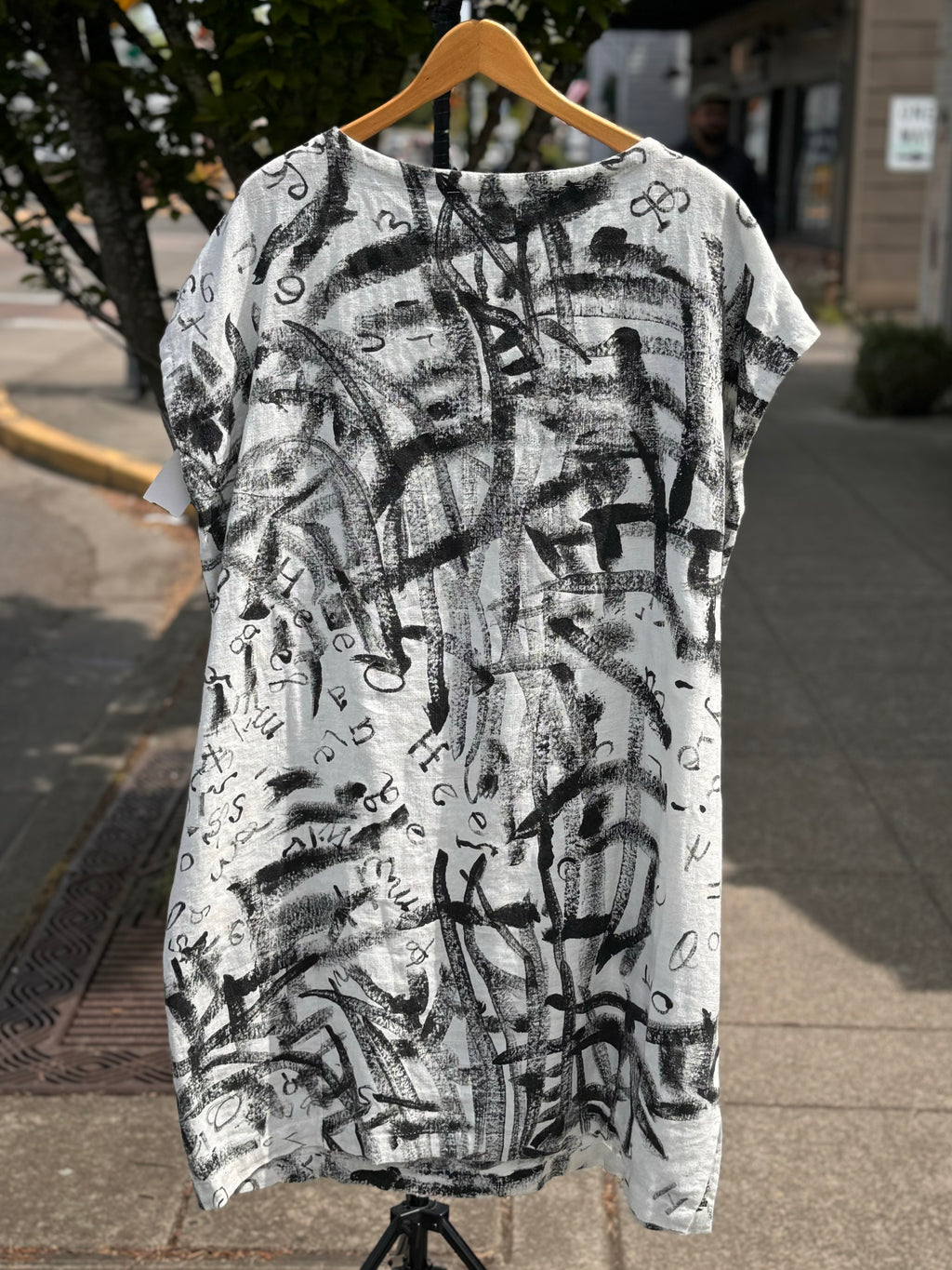 SOLD! Karin Graves White & Black Print Dress Sz. M/L