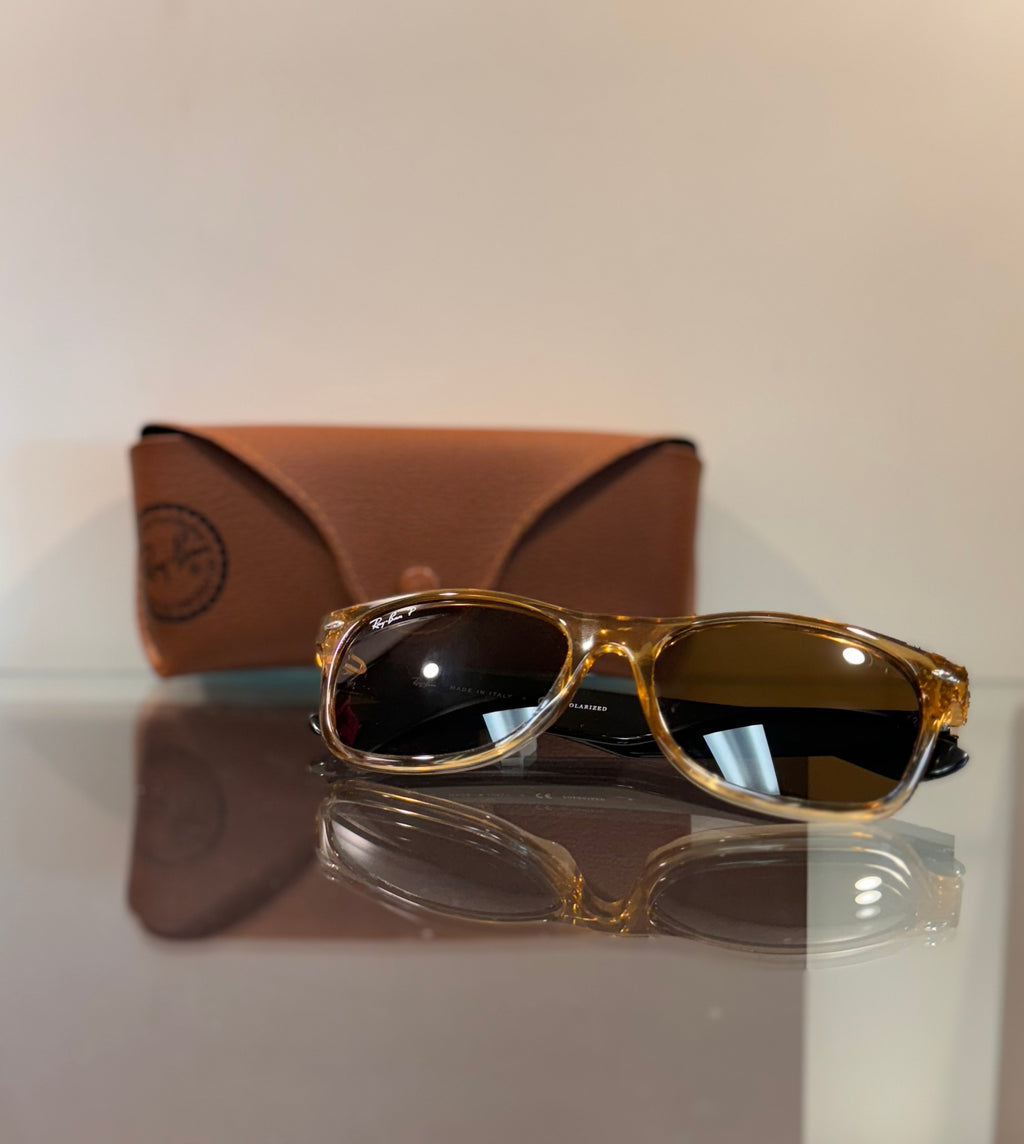 SOLD! Ray Ban Polarized Wayfarer Sunglasses w/Case!