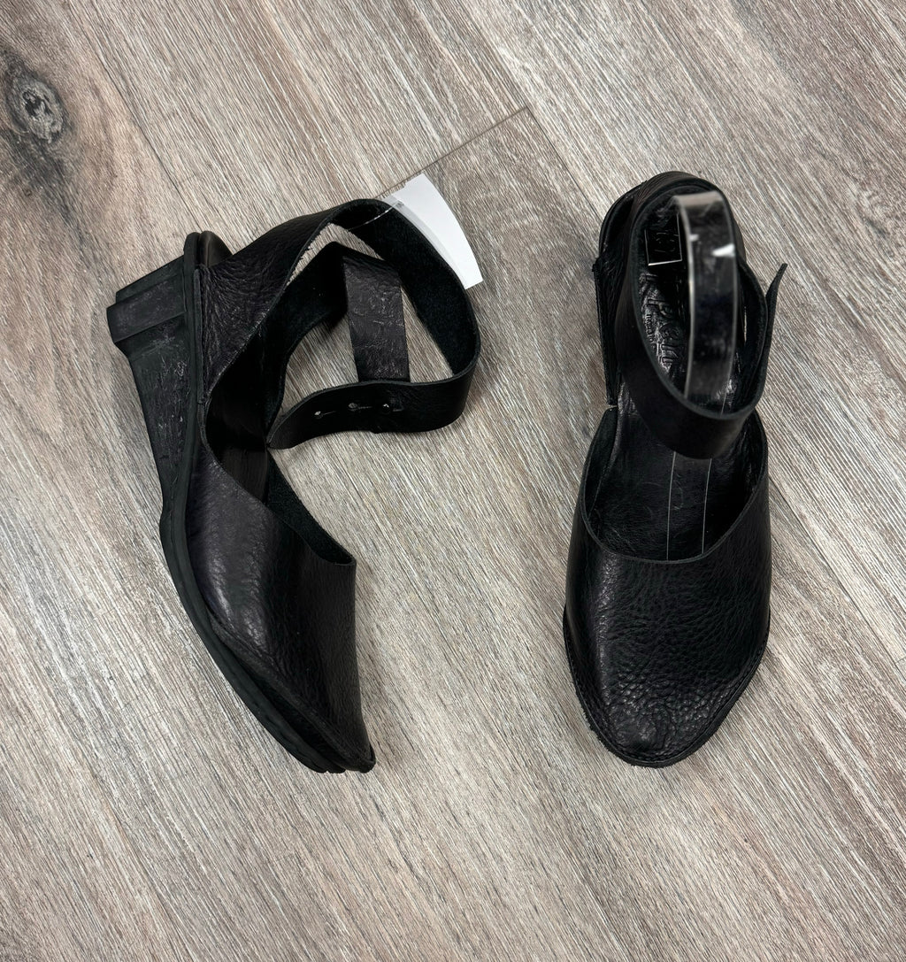 trippen Black Leather Ankle Wrap Shoes Sz. 9
