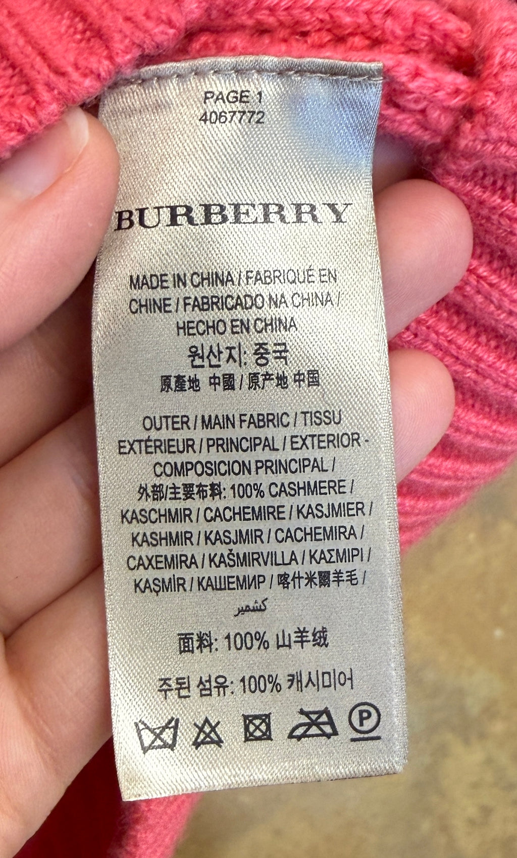 BURBERRY London England V-Neck Cardigan 100% Cashmere Small-P.