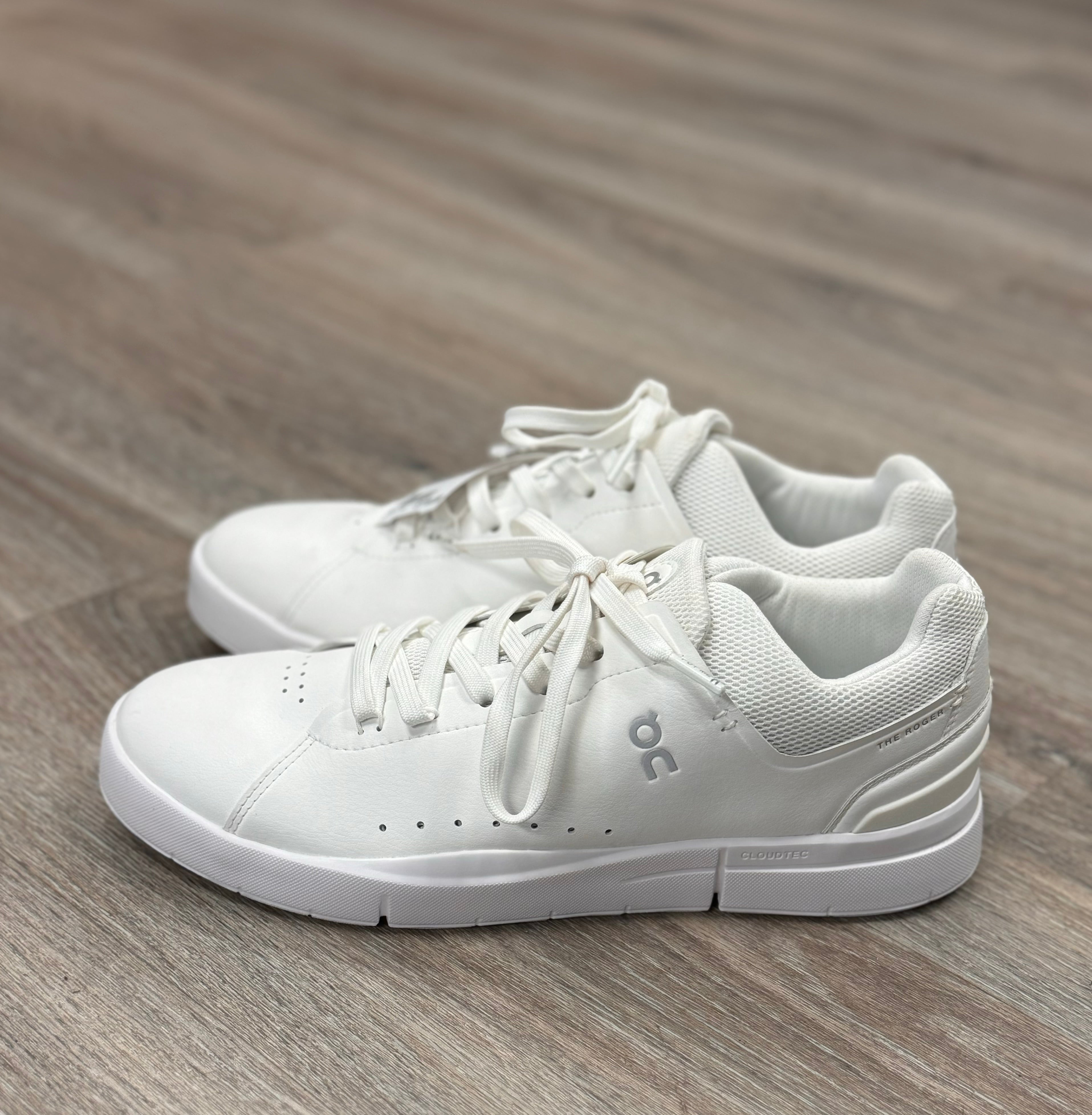 ON The Roger White Running Tennis Woman’s Shoes Sz. 10