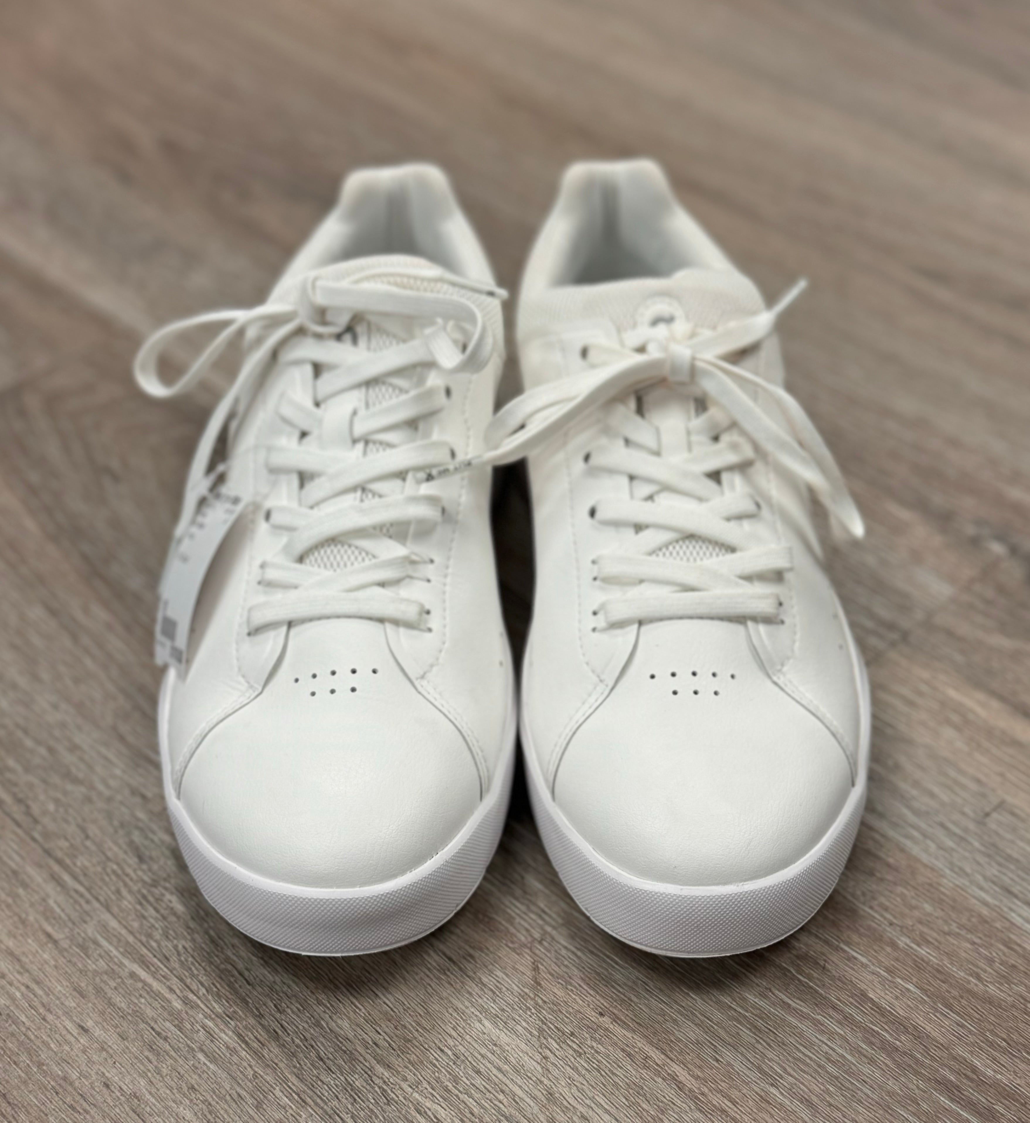 ON The Roger White Running Tennis Woman’s Shoes Sz. 10