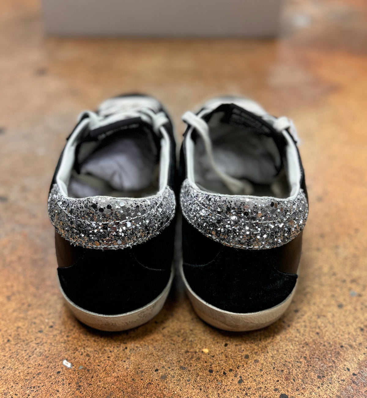 GOLDEN GOOSE Super Star Low Top Glitter Sneaker Sz. 39 / 9