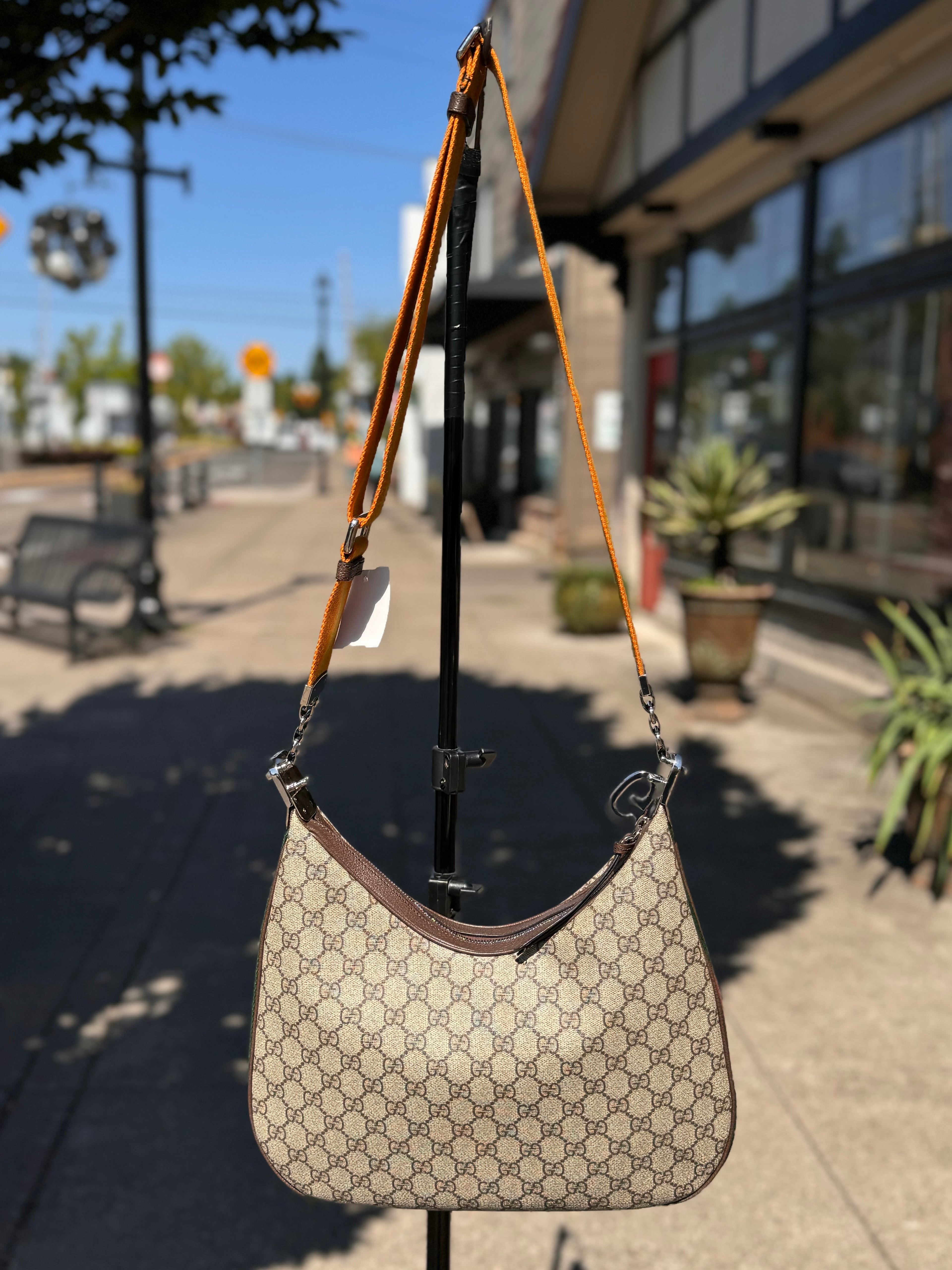 GUCCI Monogram Canvas GG Supreme Attaché The Office Shoulder Bag