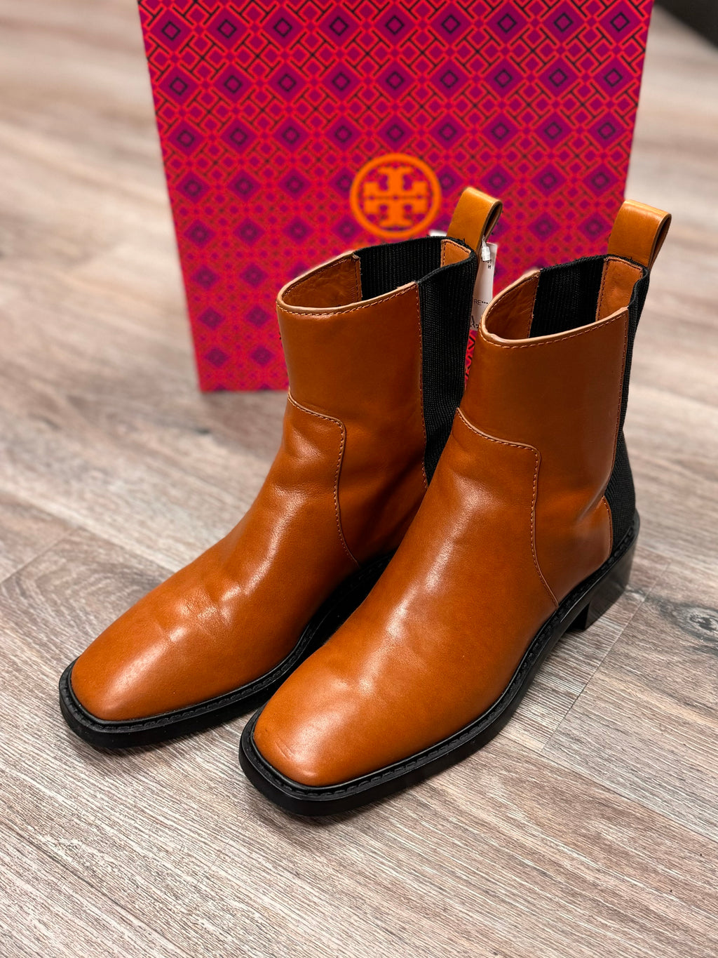 TORY BURCH Brown & Black Bonnie Chelsea Boot Sz. 8