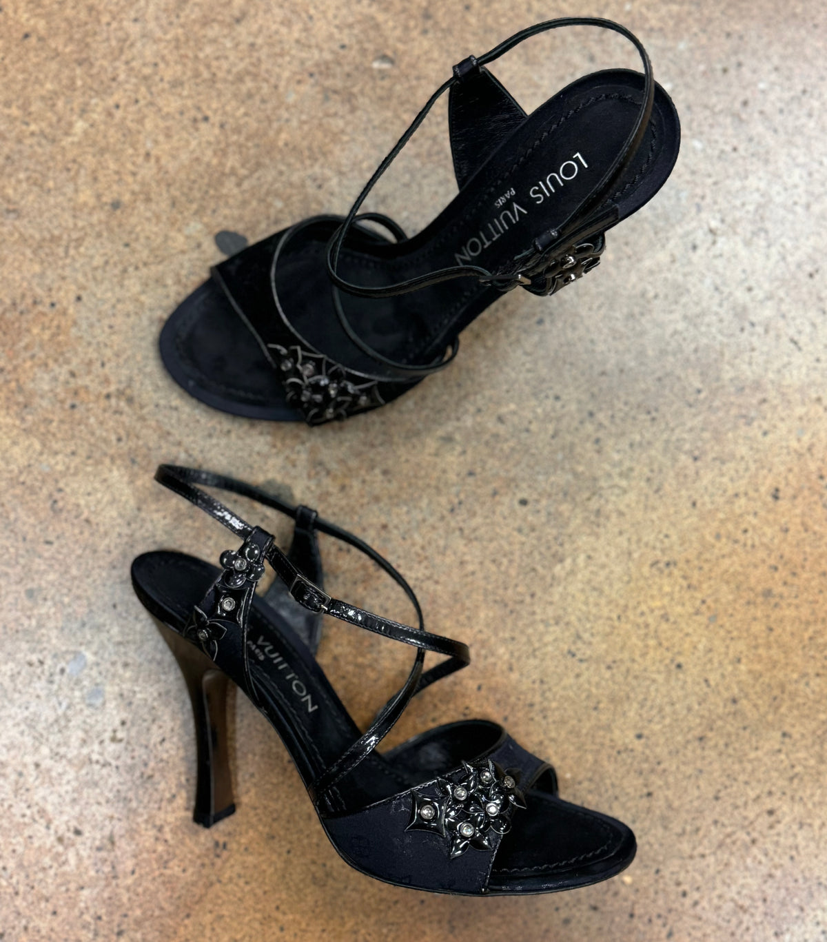 LOUIS VUITTON Y2K Vintage Black Strappy Heels Sz. 7 1/2