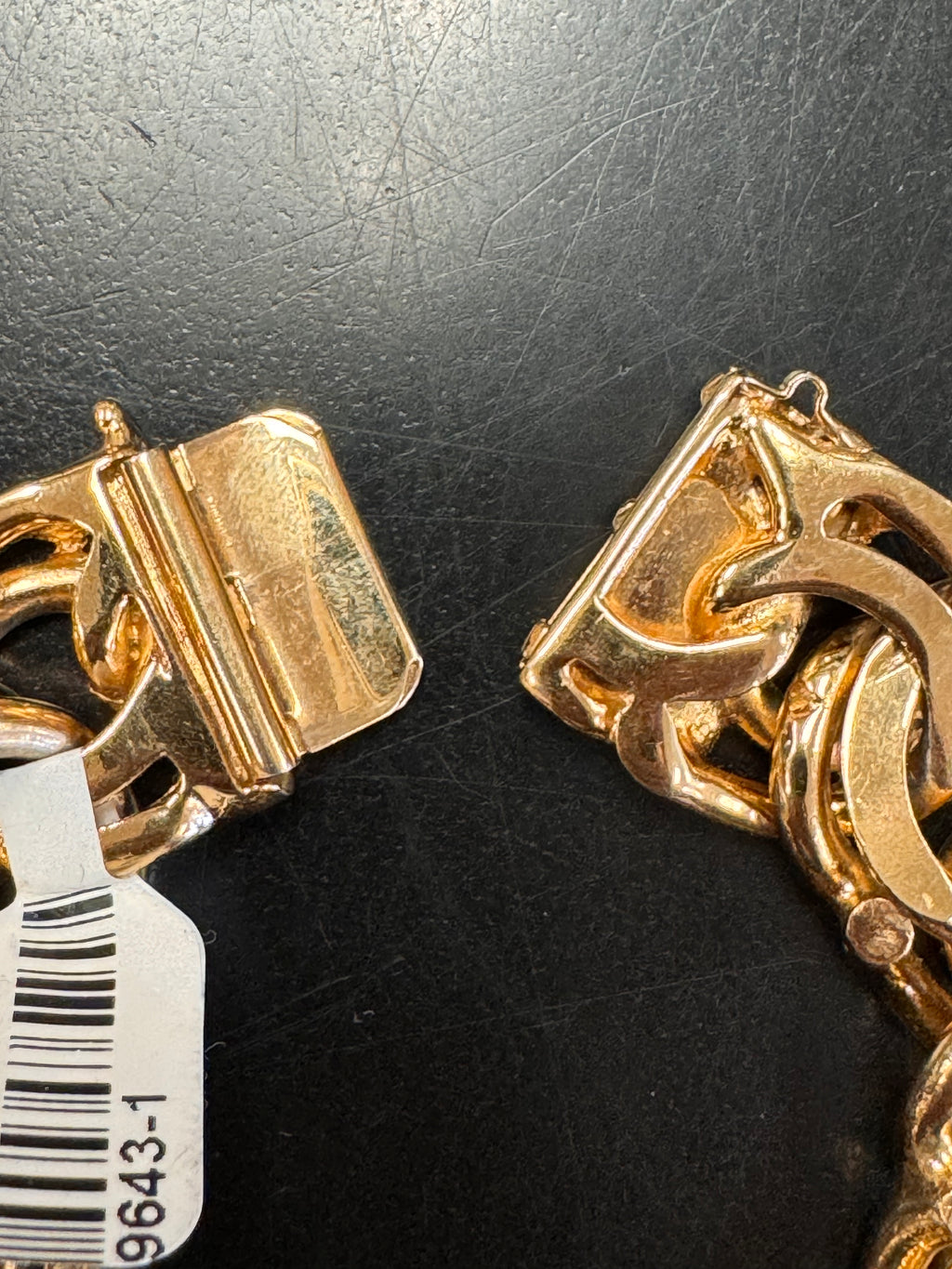 Guy Laroche 80’s Vintage Gold Chunky Necklace Bracelet Set