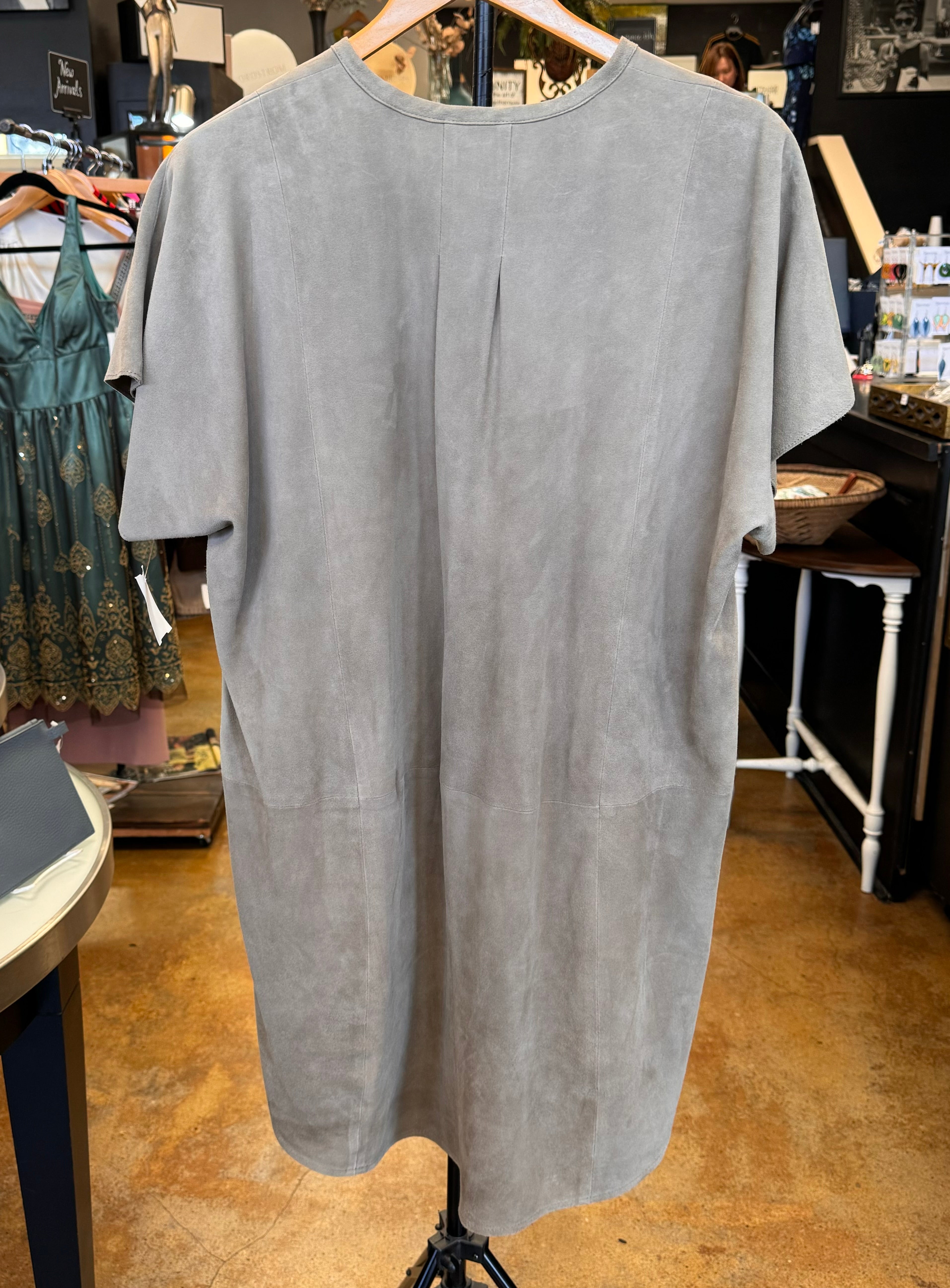 VINCE. 100% Suede V-Neck Shift Button Up Dress - Medium