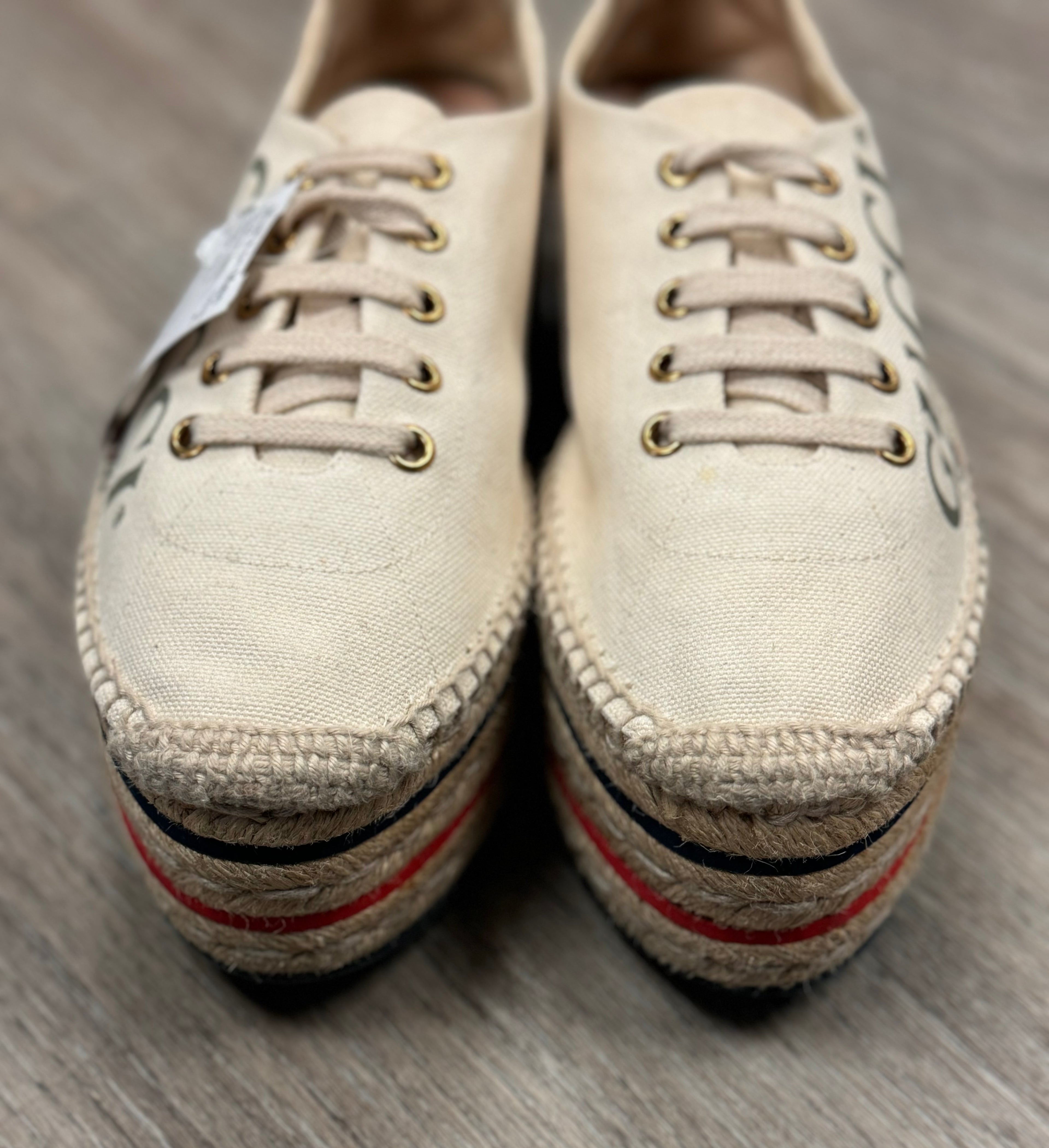 GUCCI Lillibeth Canvas Espadrille Platform Logo Sneakers Sz. 38 / 8