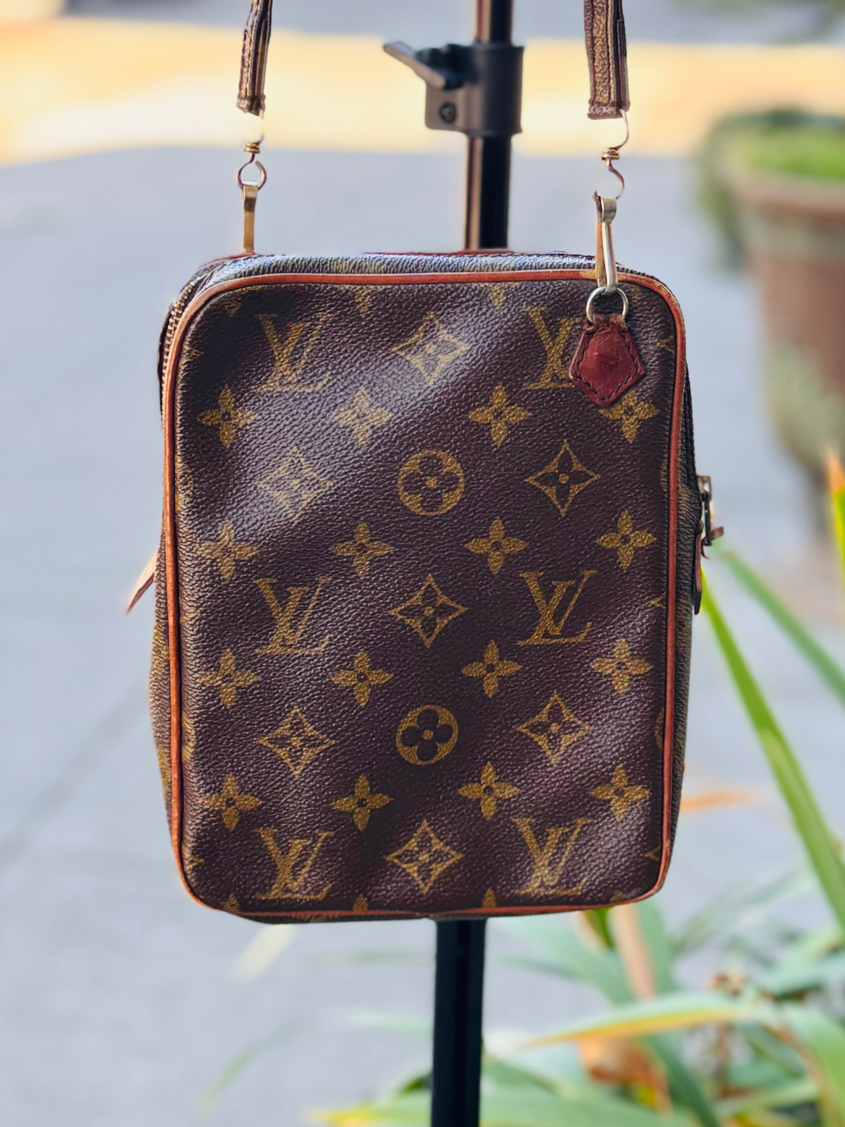 LOUIS VUITTON LV Monogram Danube Canvas 80s Vintage Crossbody