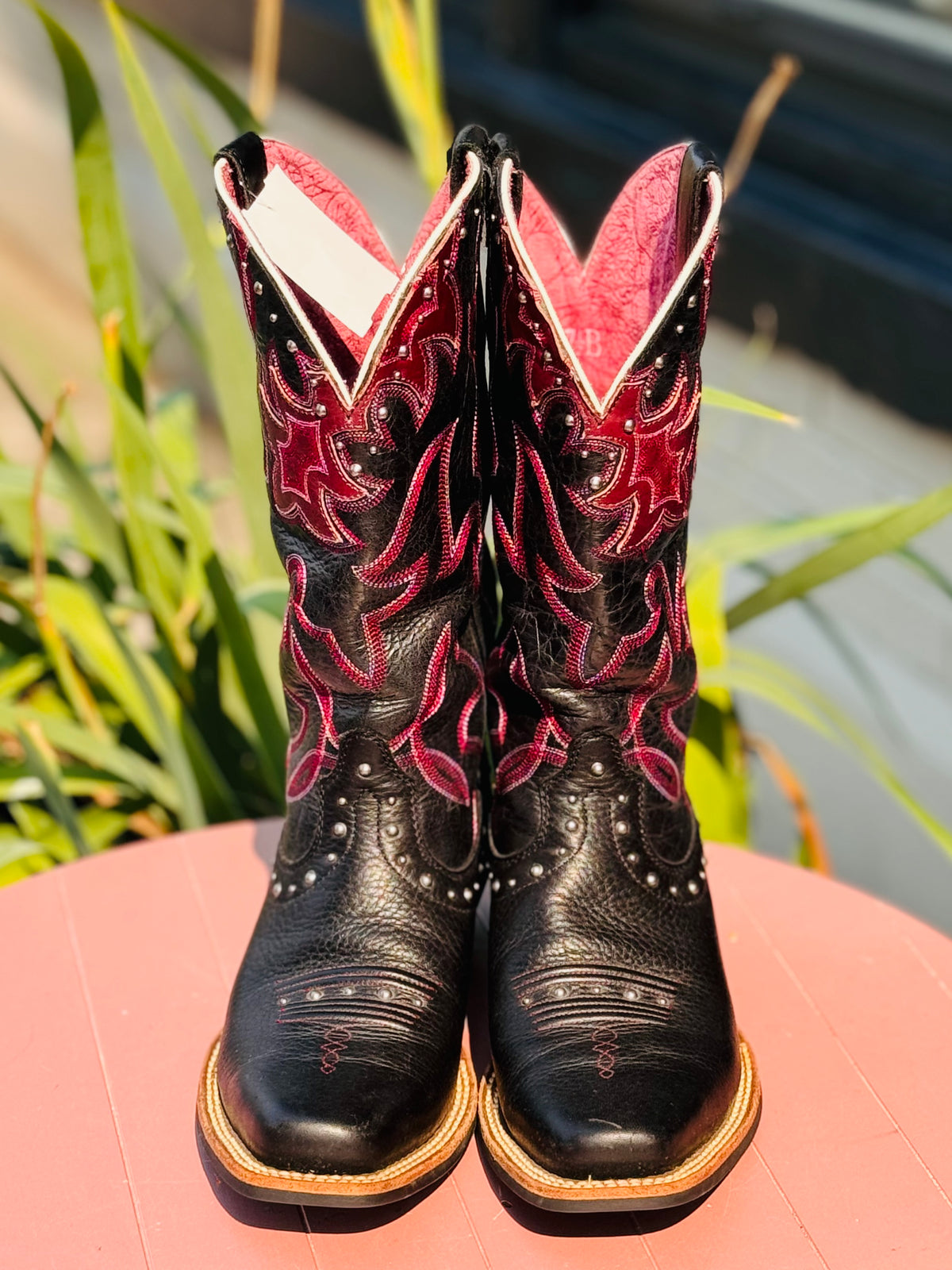 ARIAT Black & Pink Western Cowgirl Boots Sz. 7 1/2