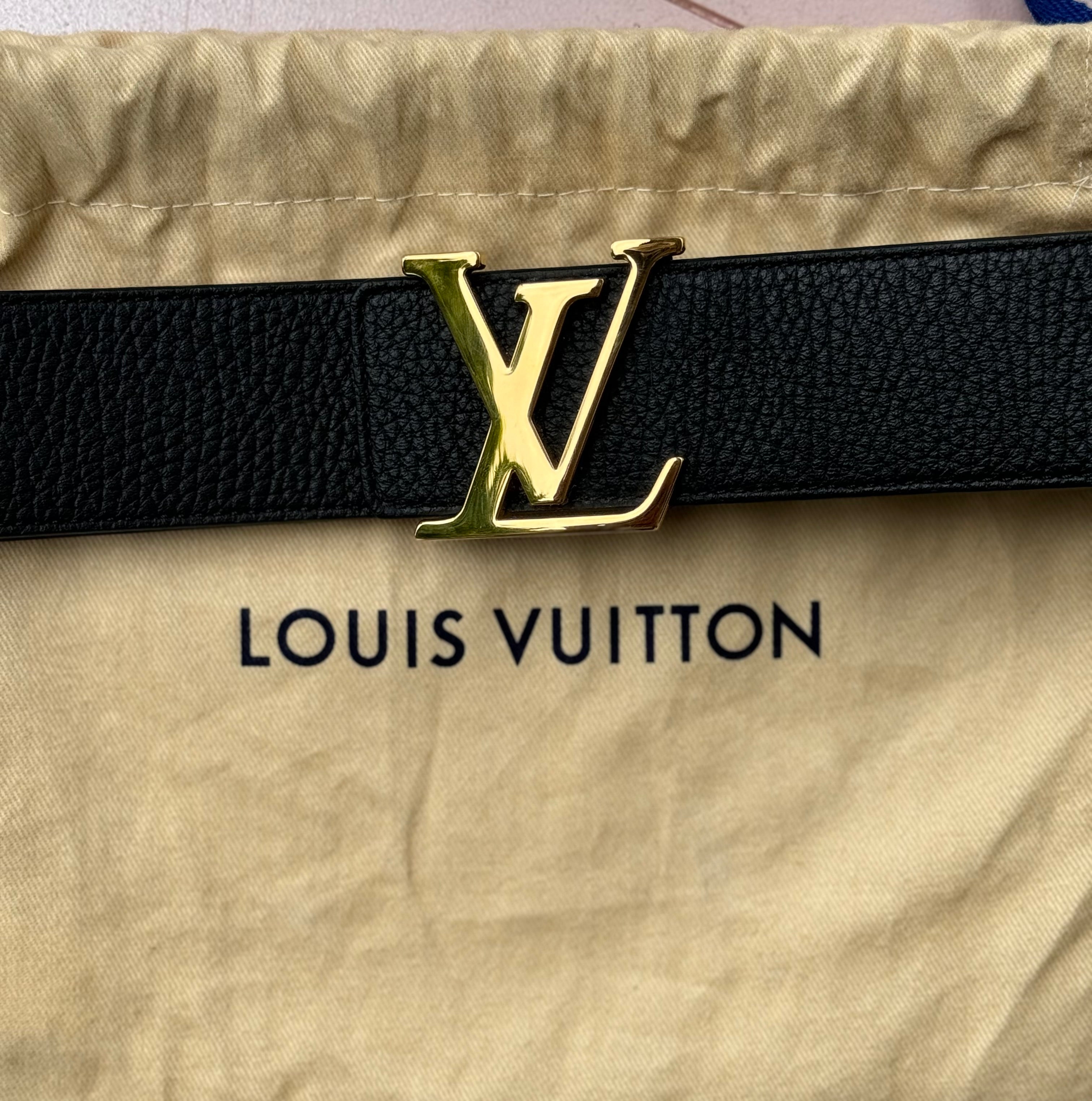 LOUIS VUITTON Black & Brown Leather Reversible LV Belt Sz. 44