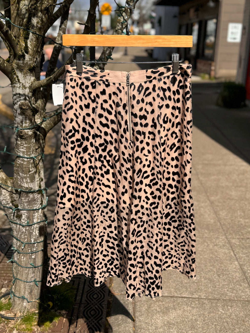 alice + olivia Animal Print Velvet Detail Skirt - Medium