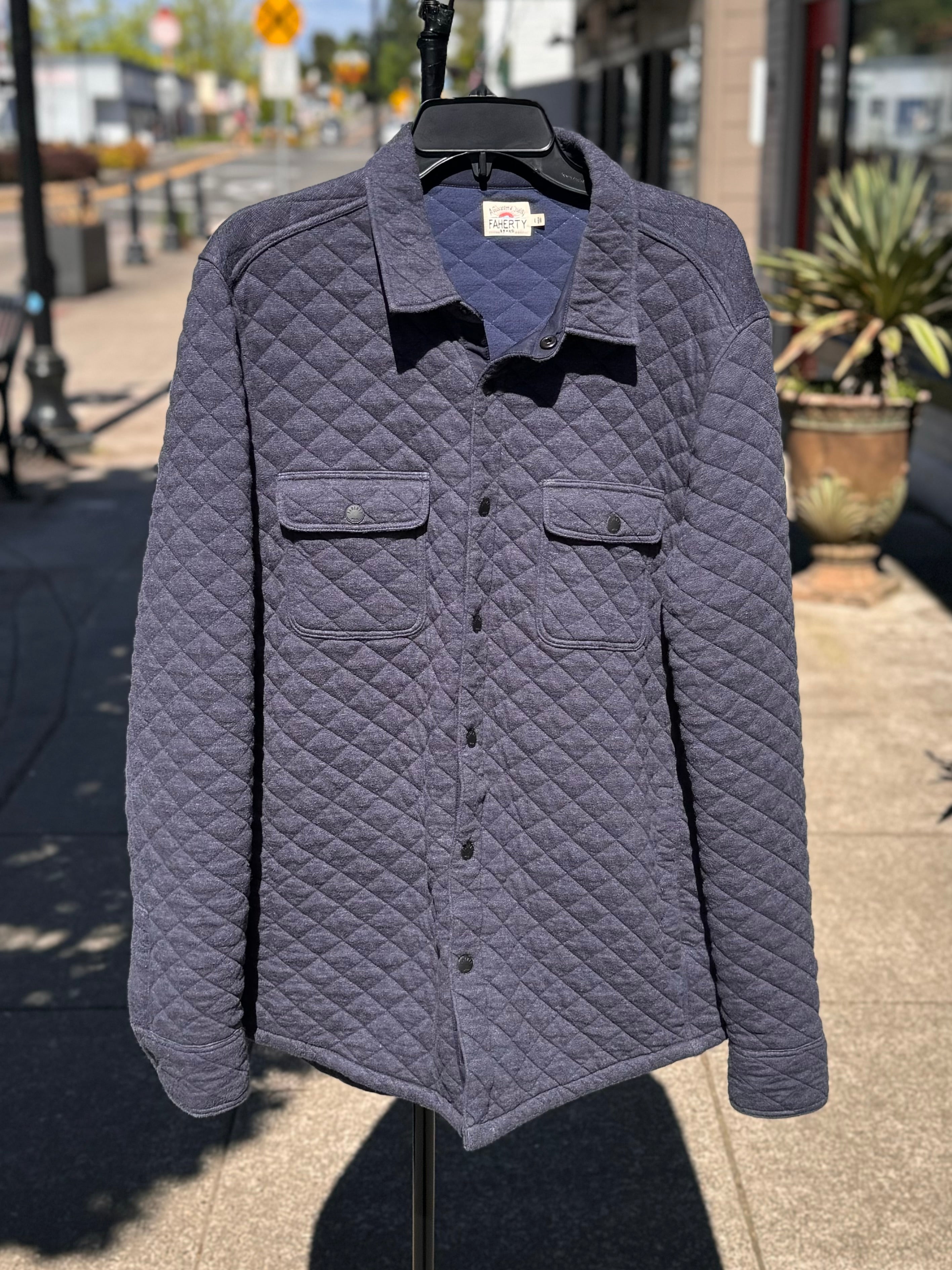 Men's FAHERTY Navy Quilted Button Zip Jacket Large