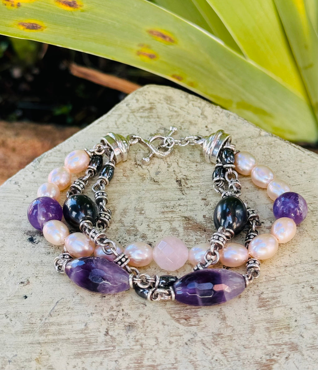 MICHAEL DAWKINS Sterling Silver Pearl, Amethyst & Onyx Bracelet
