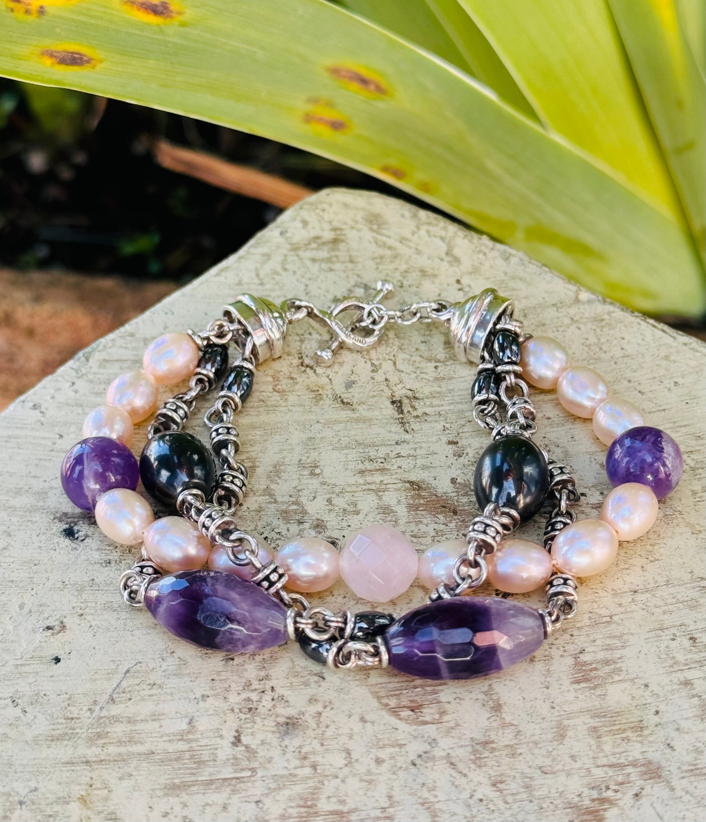 MICHAEL DAWKINS Sterling Silver Pearl, Amethyst & Onyx Bracelet