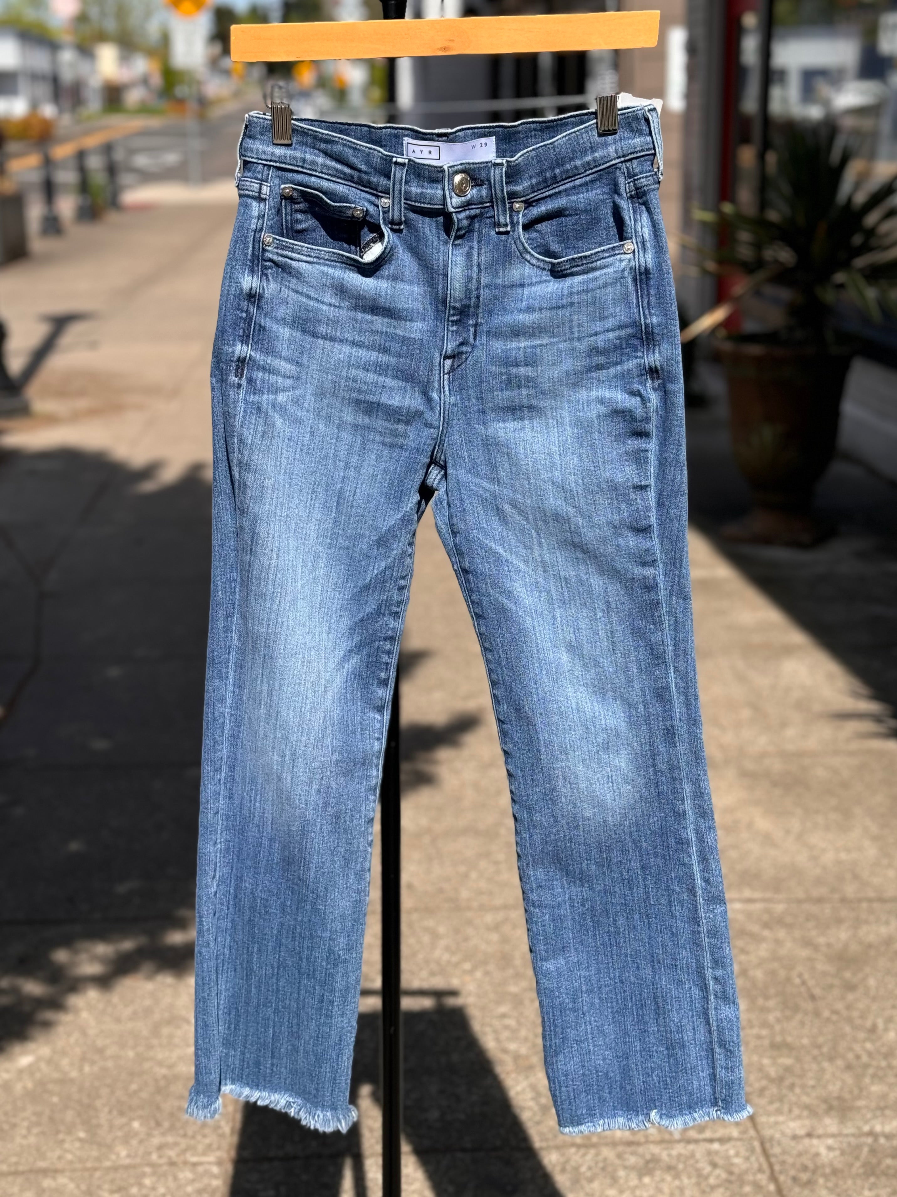 SOLD! AYR Blue The Pop High Waisted Frayed Hem Cropped Jeans Sz. 29