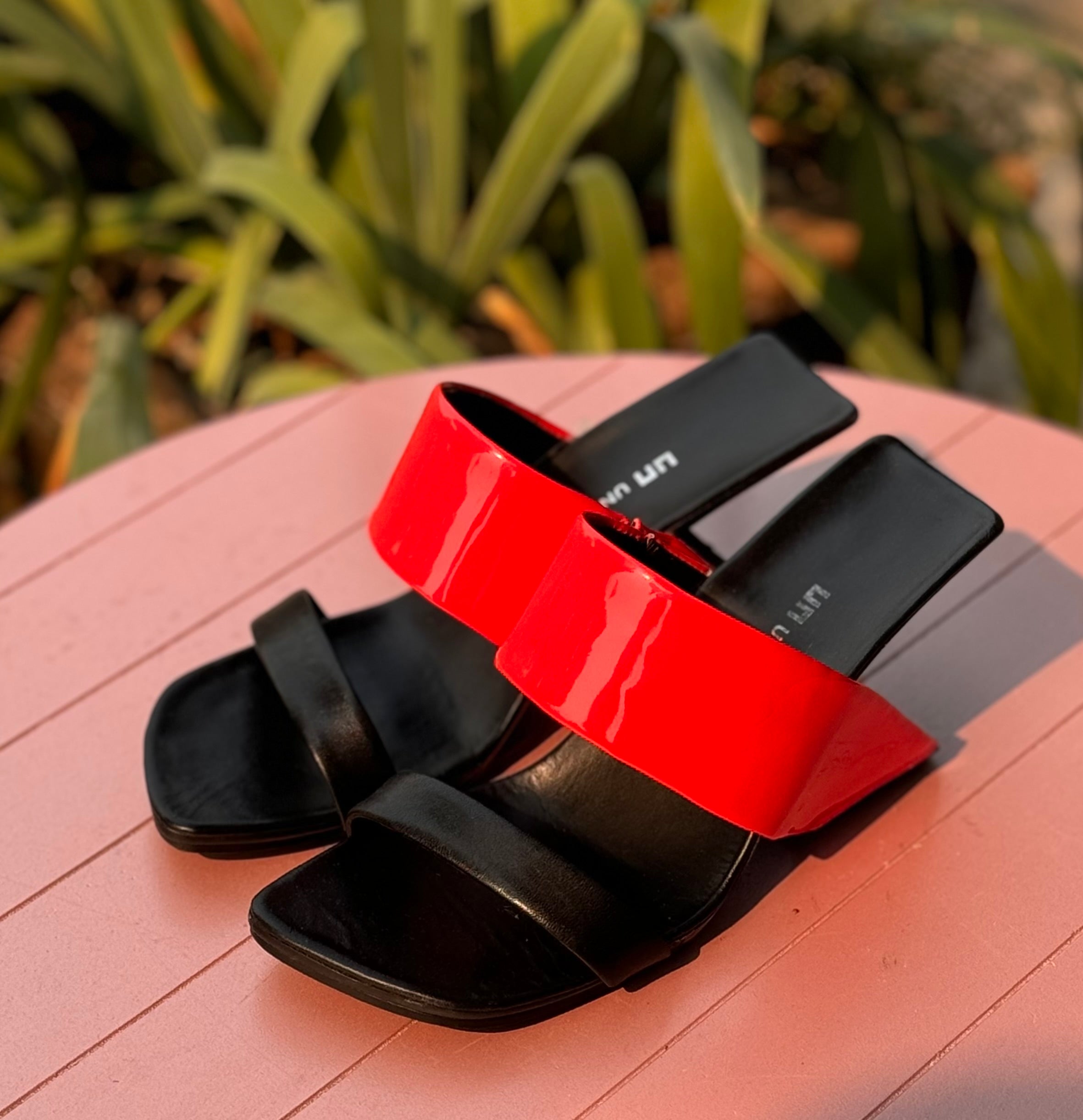 UNITED NUDE Black & Red Loop Toe Hi-Sculpted Heels Sz. 37 / 6.5