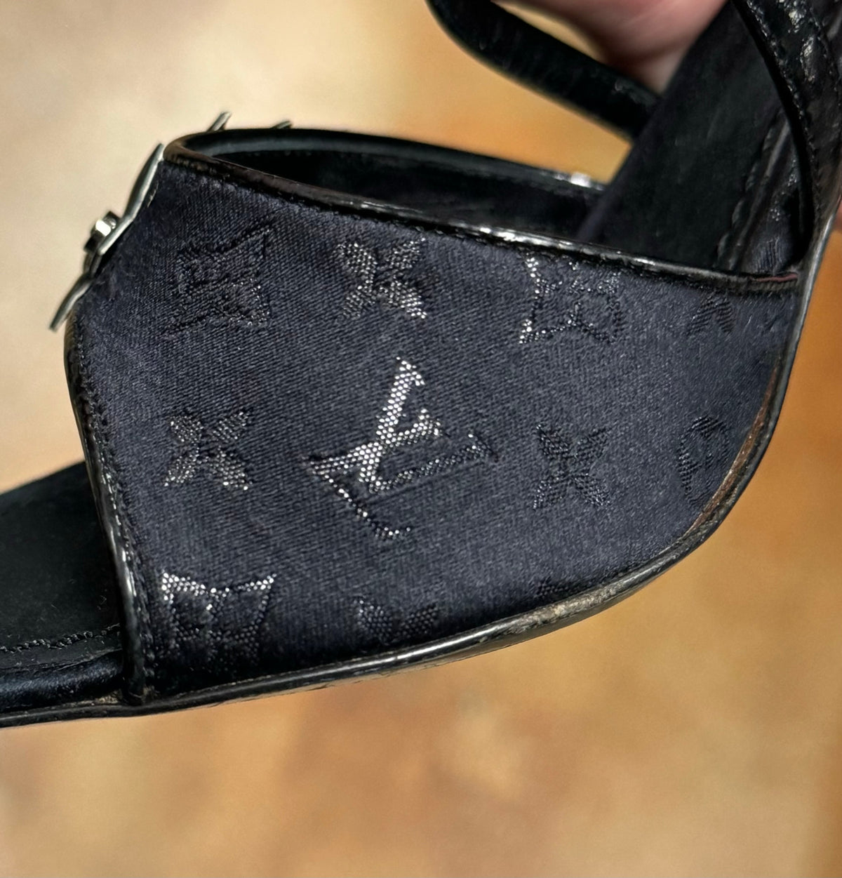 LOUIS VUITTON Y2K Vintage Black Strappy Heels Sz. 7 1/2