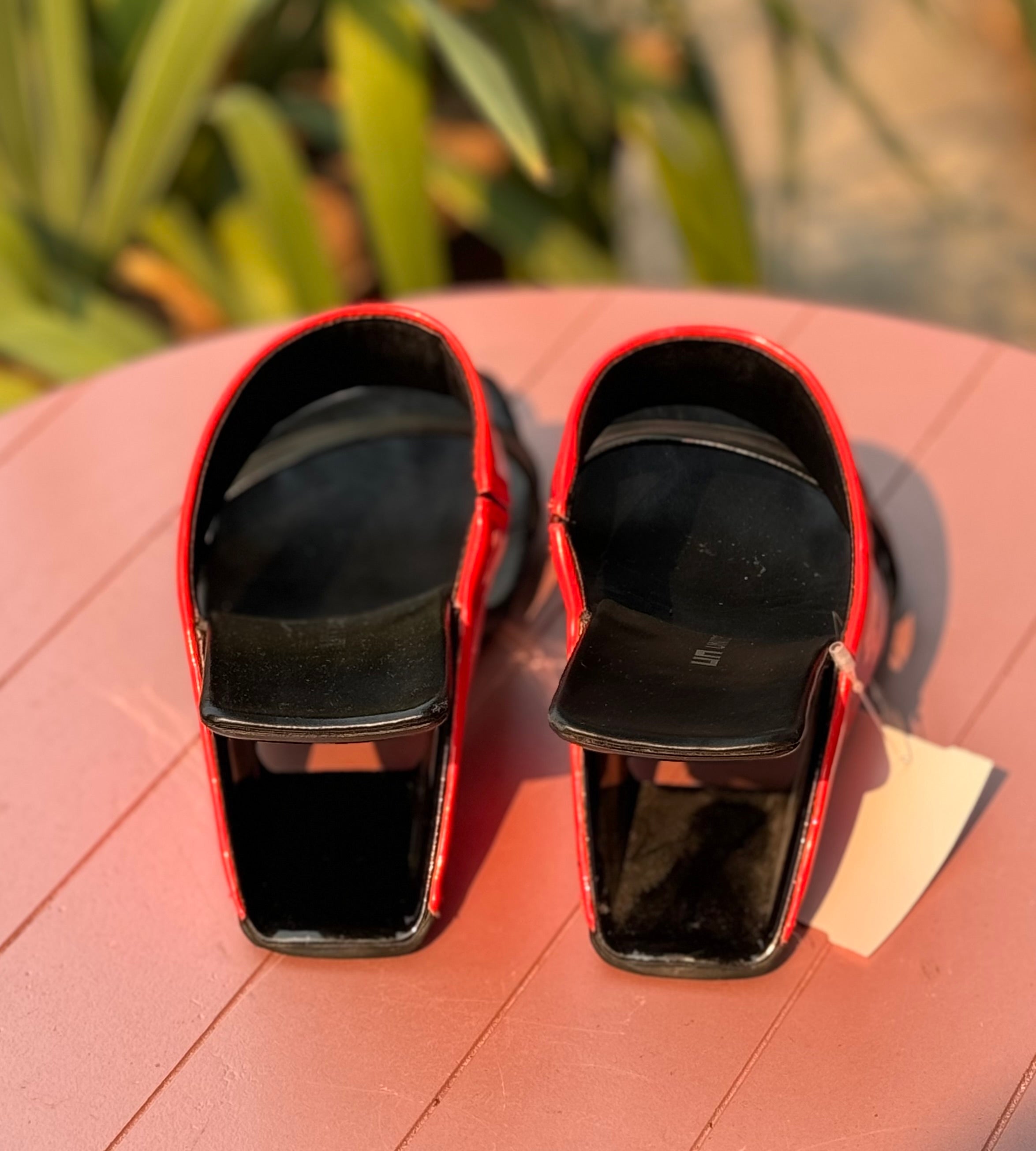 UNITED NUDE Black & Red Loop Toe Hi-Sculpted Heels Sz. 37 / 6.5