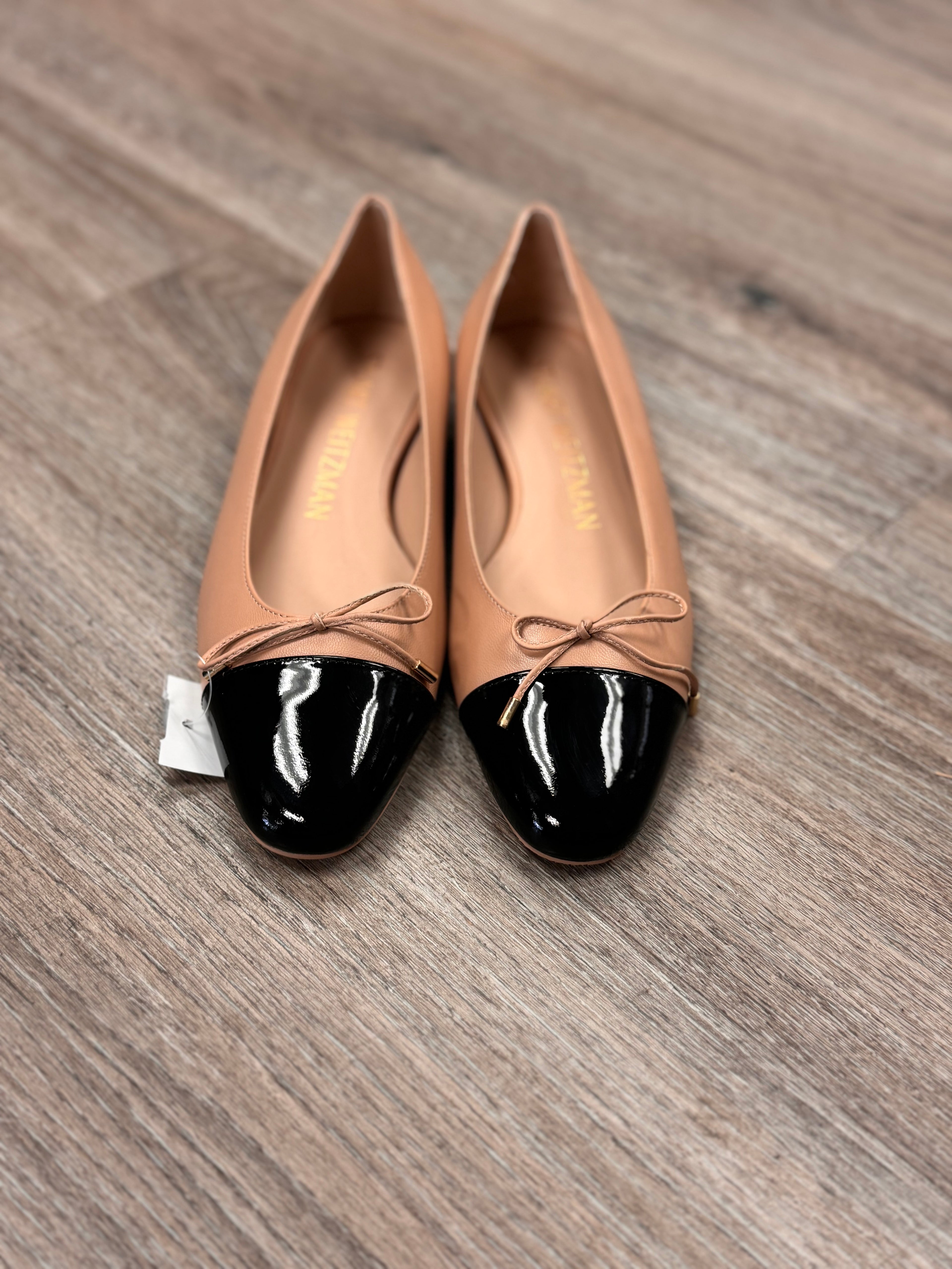 STUART WEITZMAN Tan & Black Patent Leather Cap Toe Ballet Flats Sz. 8 1/2