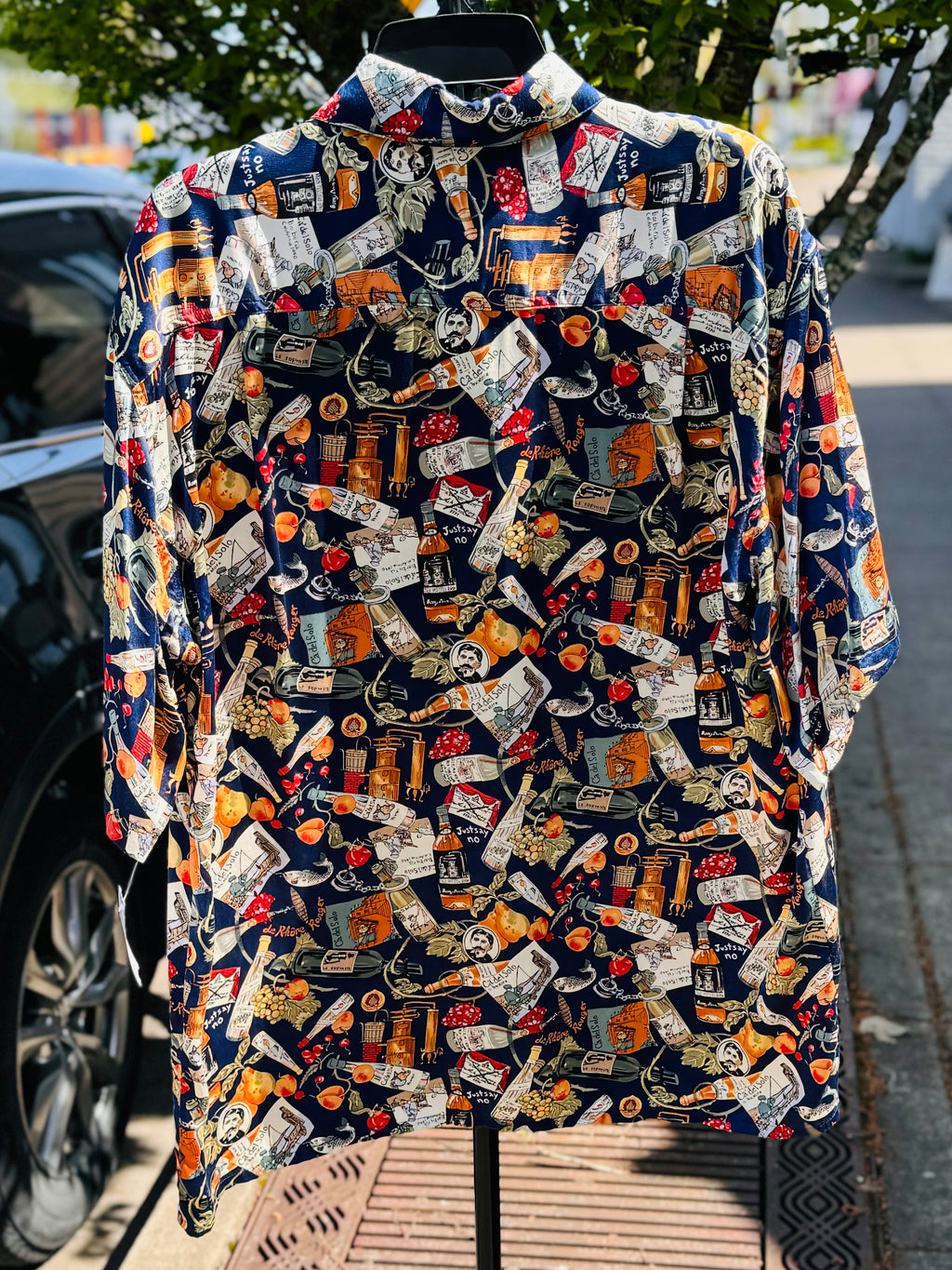 Vintage 90’s Men’s Nicole Miller Ca Del Sol 100% Silk Shirt Medium