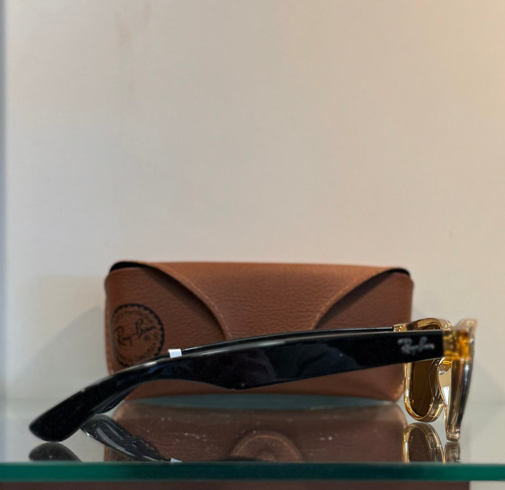 SOLD! Ray Ban Polarized Wayfarer Sunglasses w/Case!