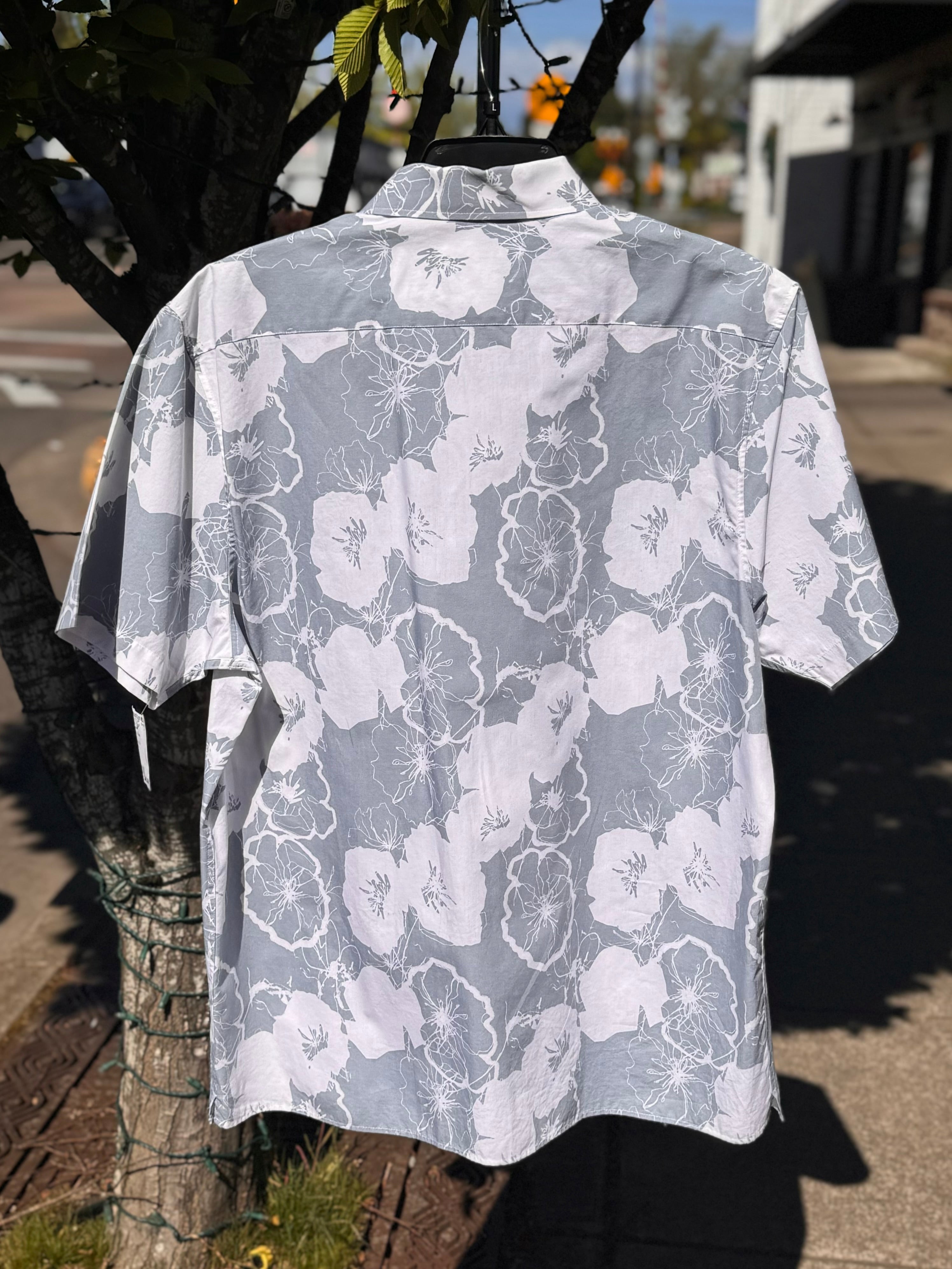 Men's TED BAKER Floral Short Sleeve Button-Up Shirt Large