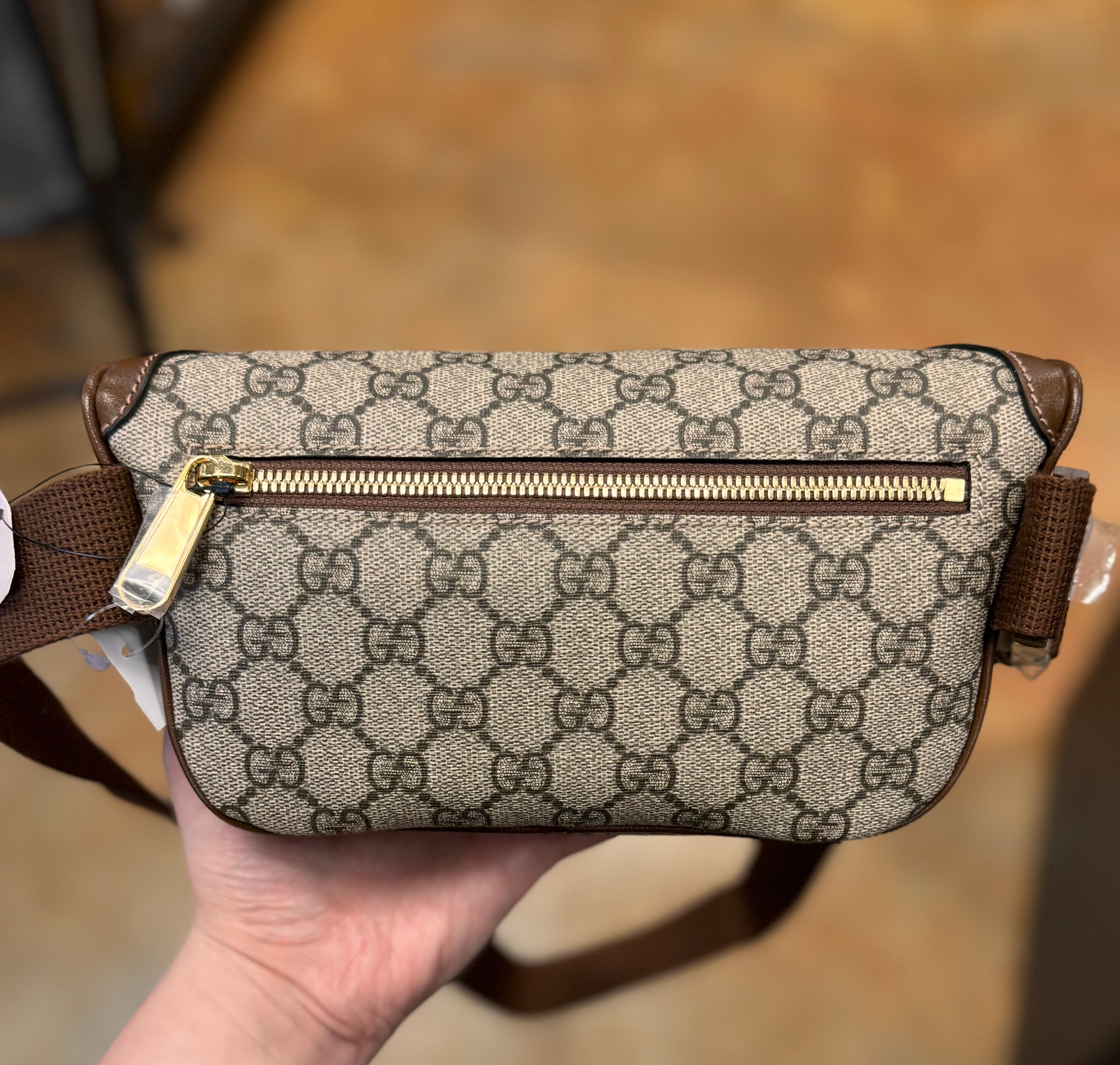 GUCCI Interlocking GG Brown Monogram Canvas Belt Bag NEW