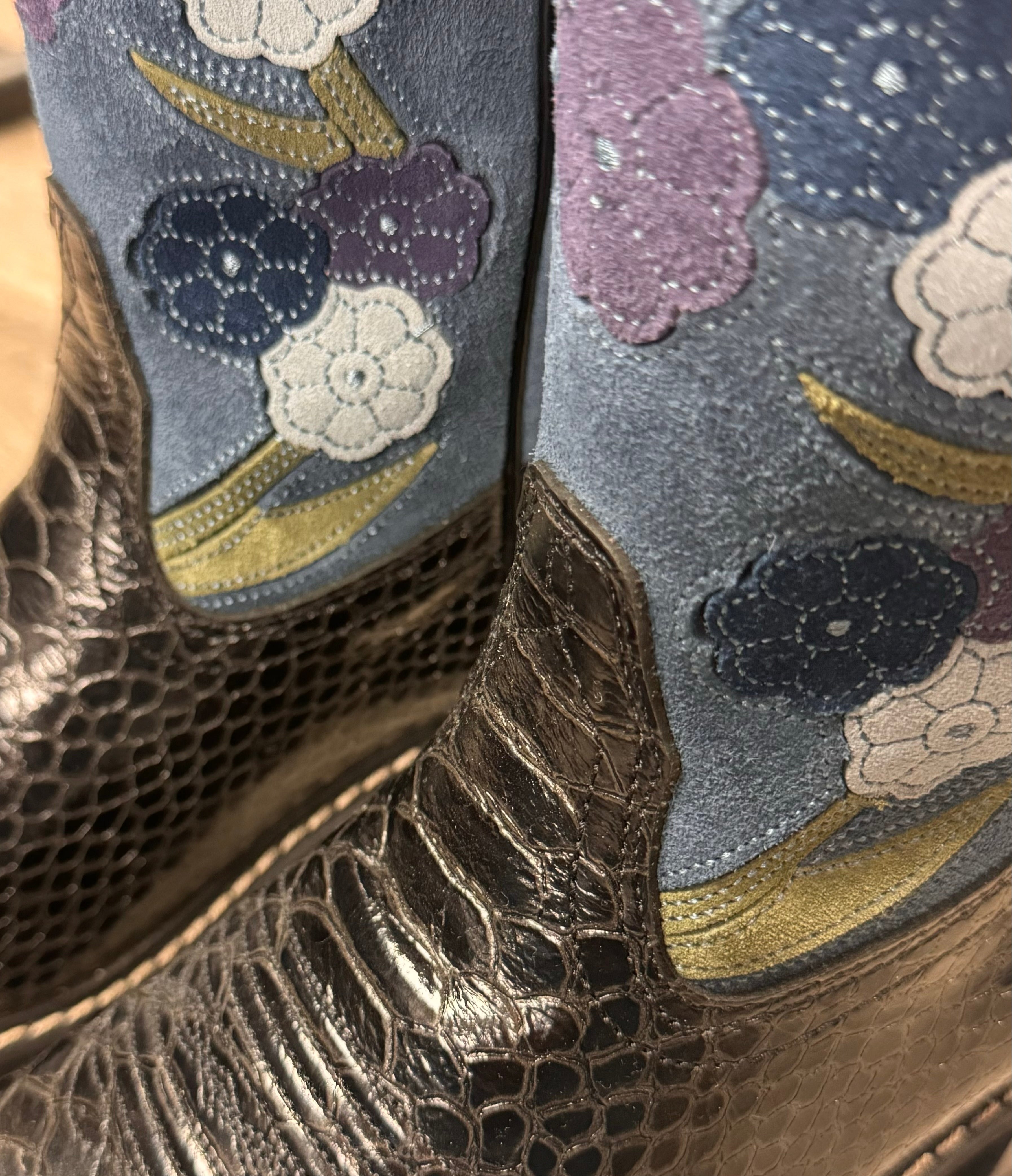 ARIAT Doll Baby Floral Suede & Embossed Leather Boots Sz. 8 1/2