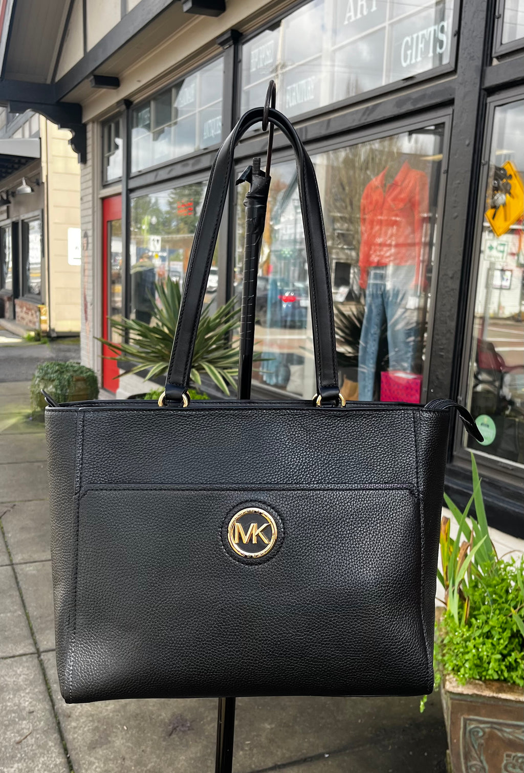 MICHAEL KORS Samira Black Pebbled Leather Tote