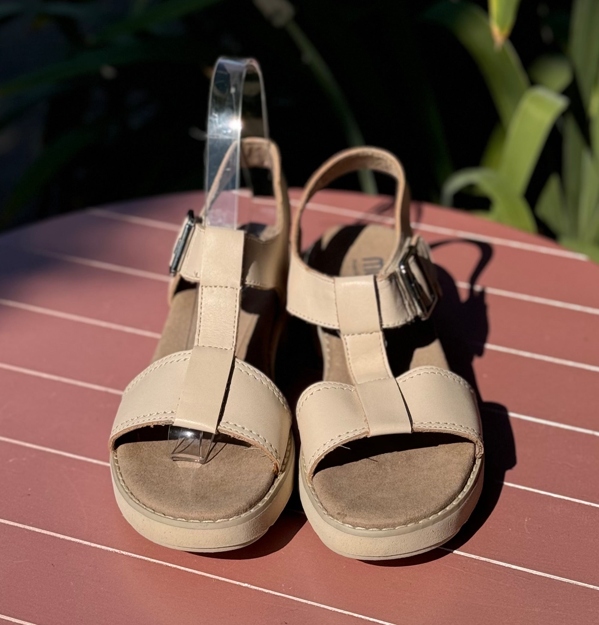 munro Mel Leather Slingback Sandals Sz. 7