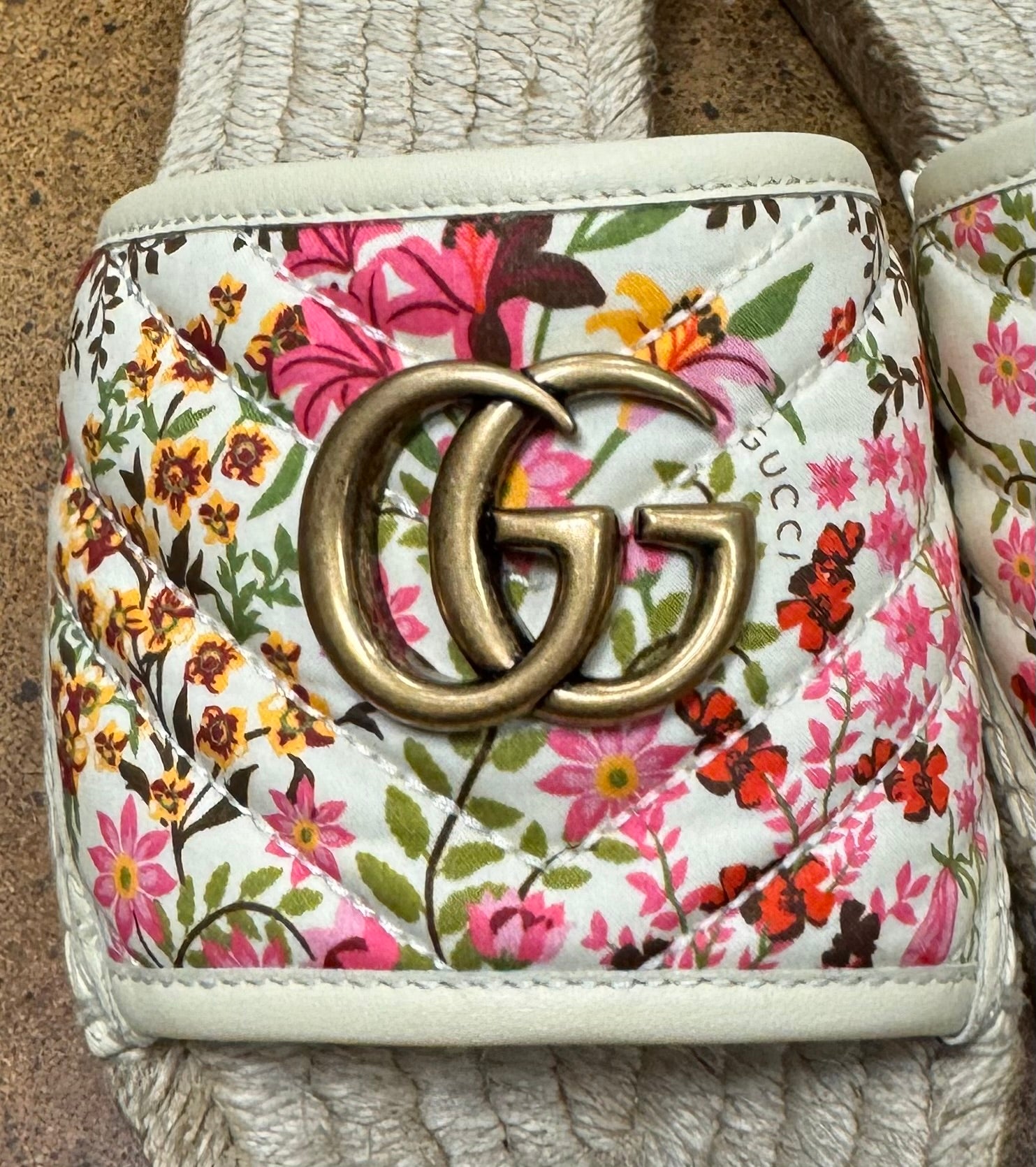 GUCCI Pilar Espadrille Quilted Floral Canvas GG Sandals Sz. 8 1/2