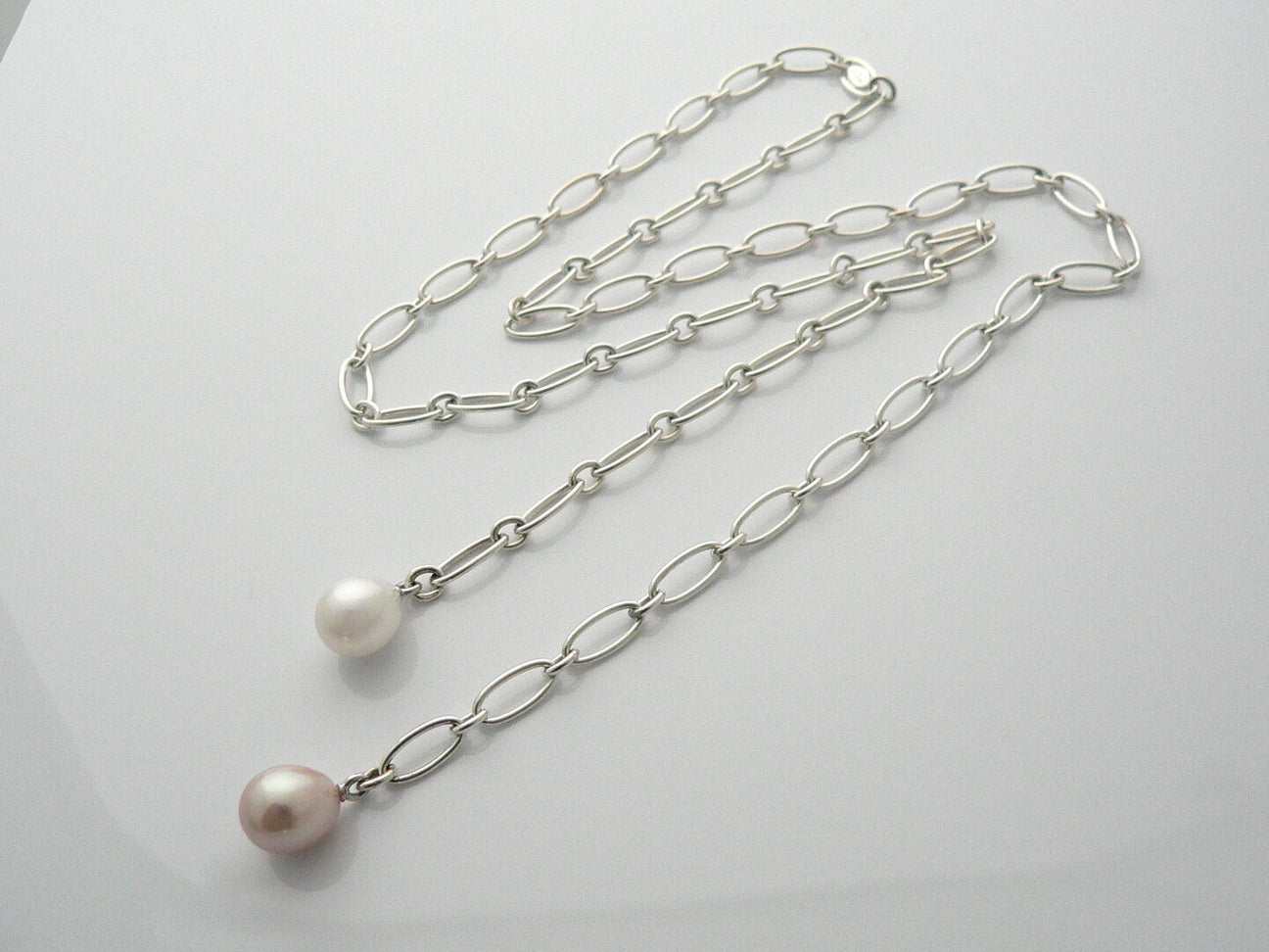 TIFFANY & CO. Elsa Peretti Sterling Oval Link & Pearl 18” Necklace