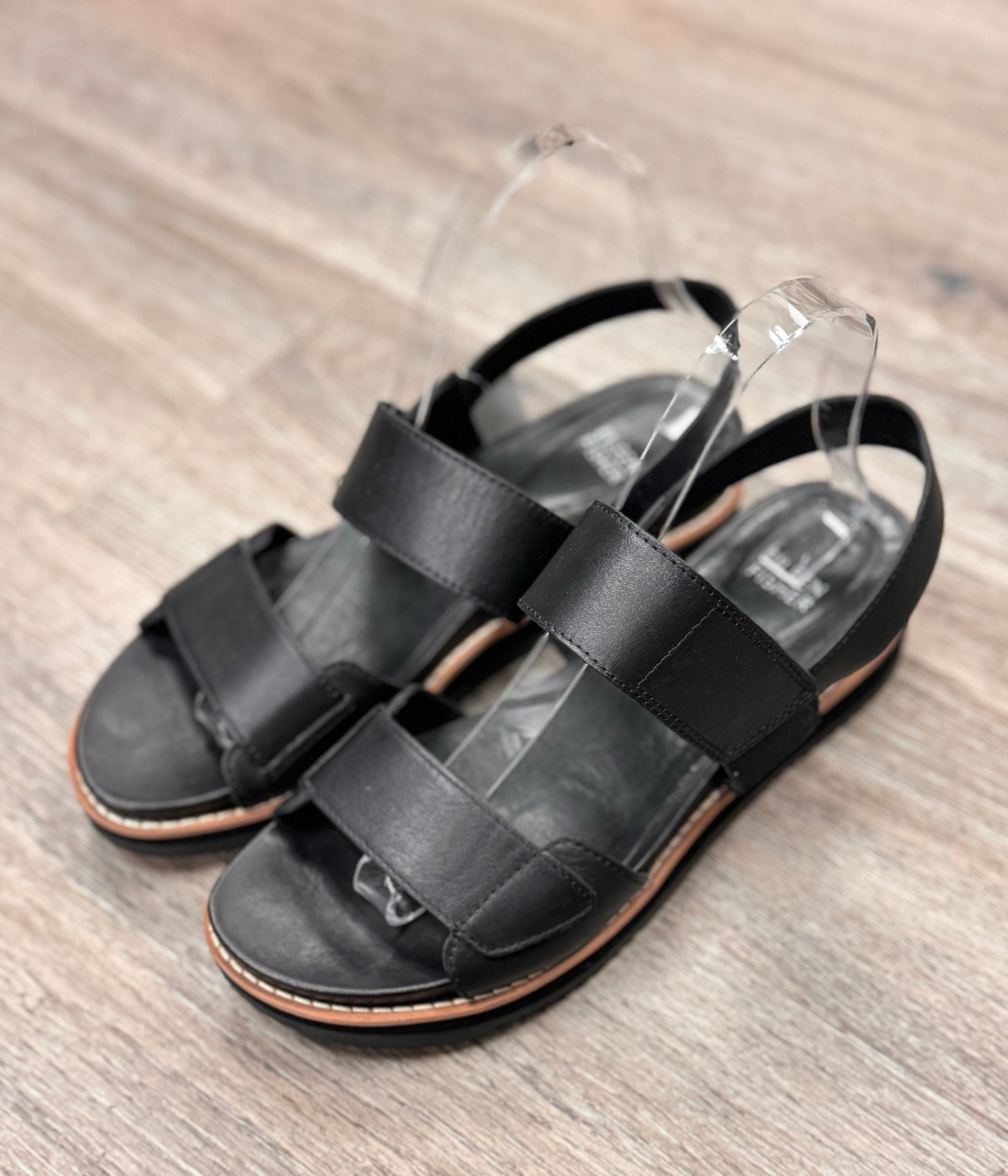 EILEEN FISHER Black Slingback Leather Sandals Sz. 8