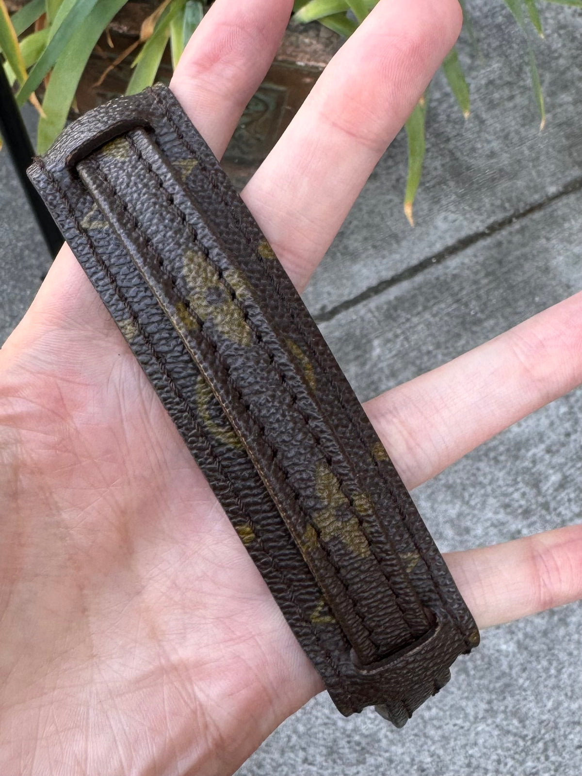 LOUIS VUITTON LV Monogram Danube Canvas 80s Vintage Crossbody