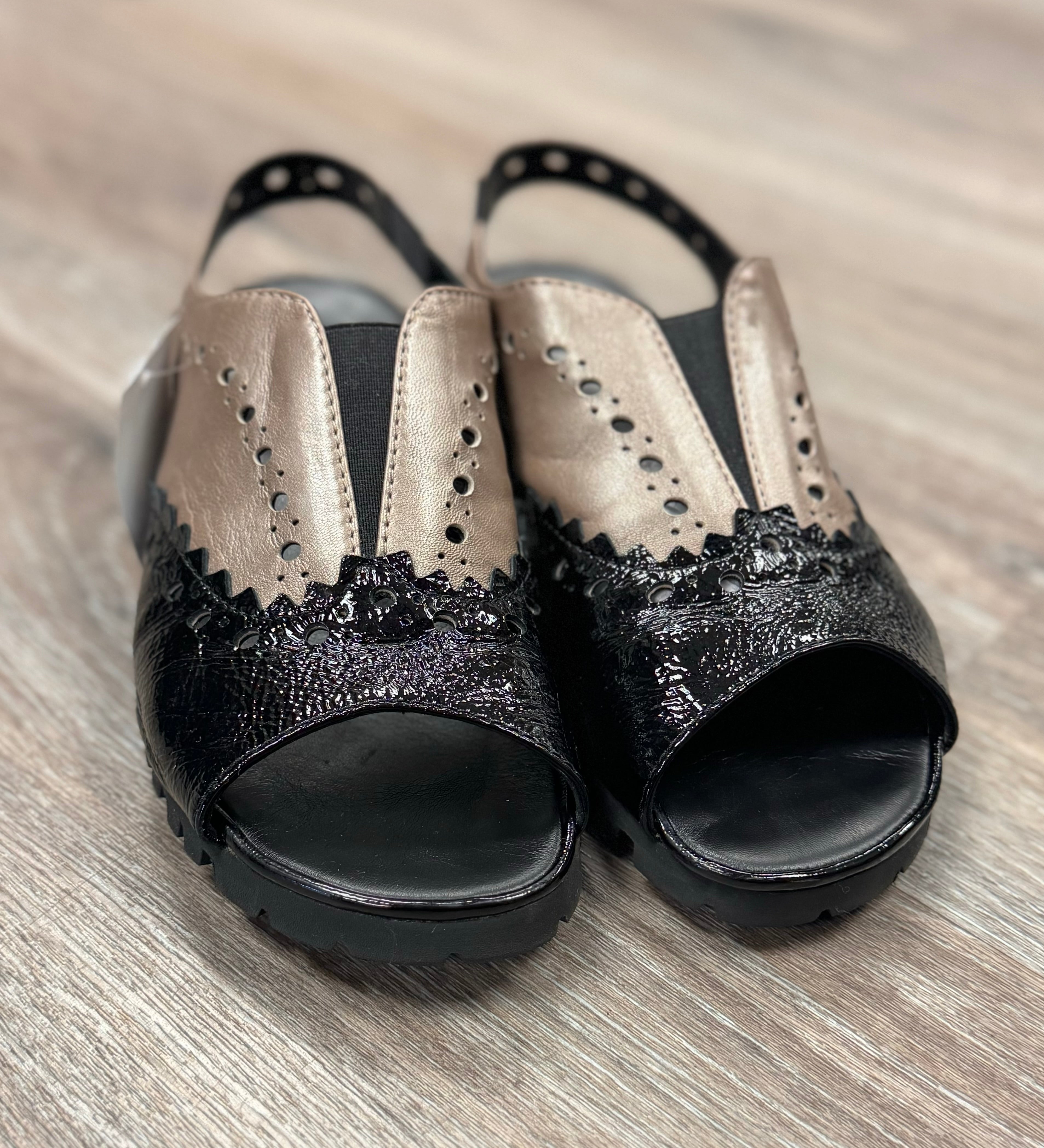 theirry rabotin Black/Gold Patent Leather Wedge Lug Sole Sandals Sz. 38
