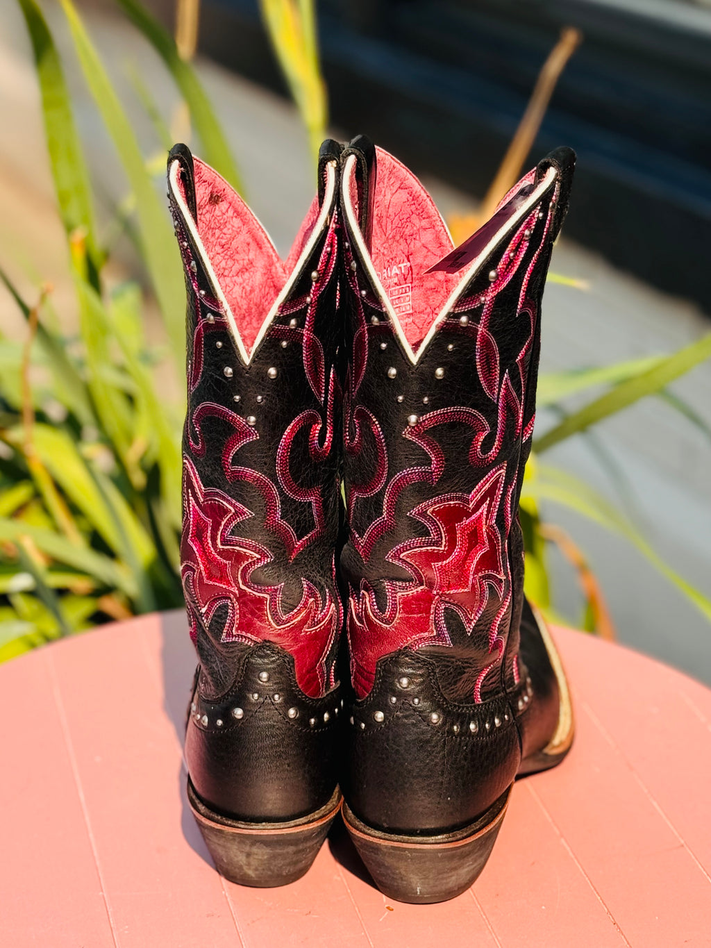 ARIAT Black & Pink Western Cowgirl Boots Sz. 7 1/2