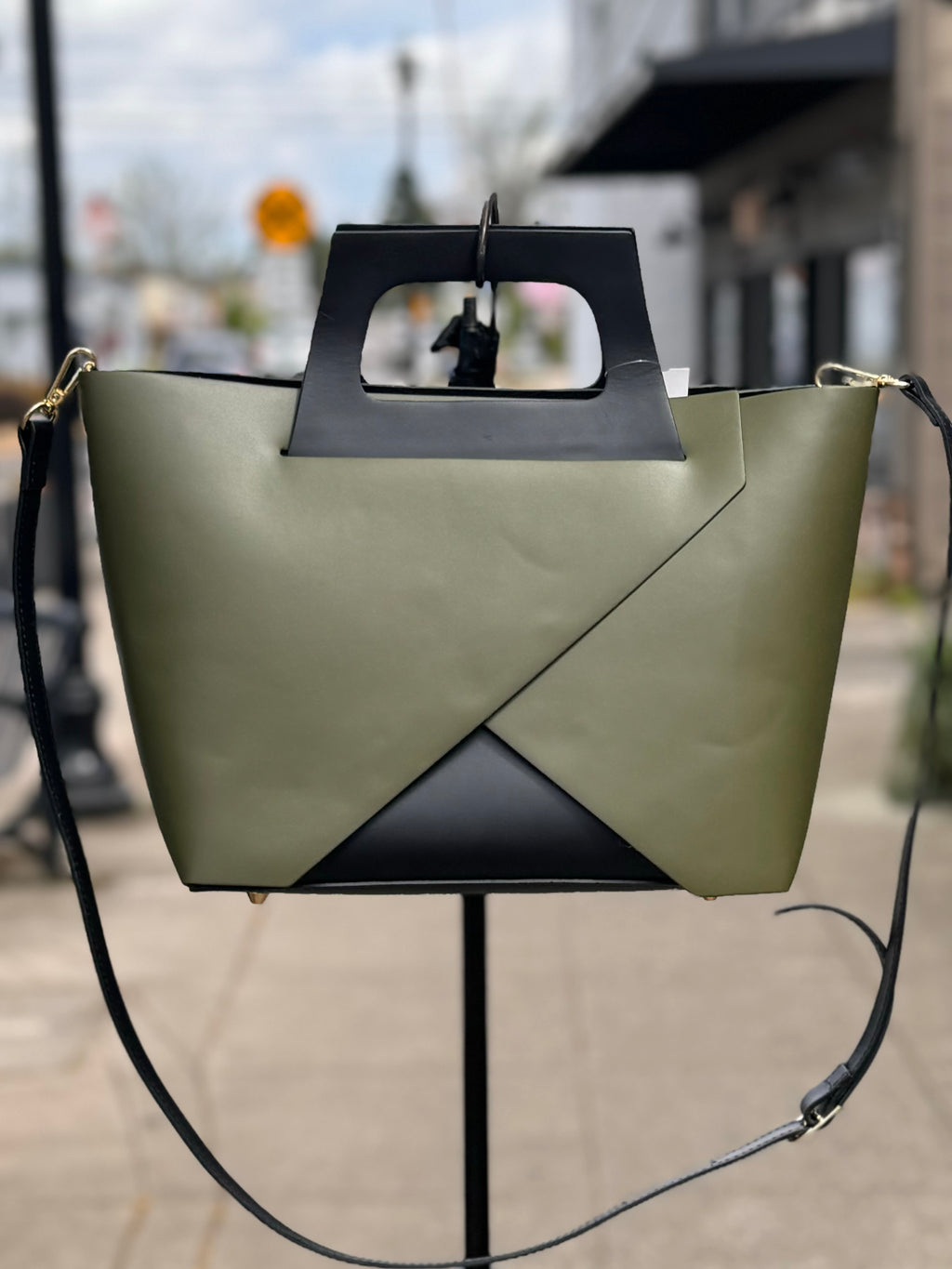 SOLD! STELLA BIANCA Green & Black Leather Tote Satchel