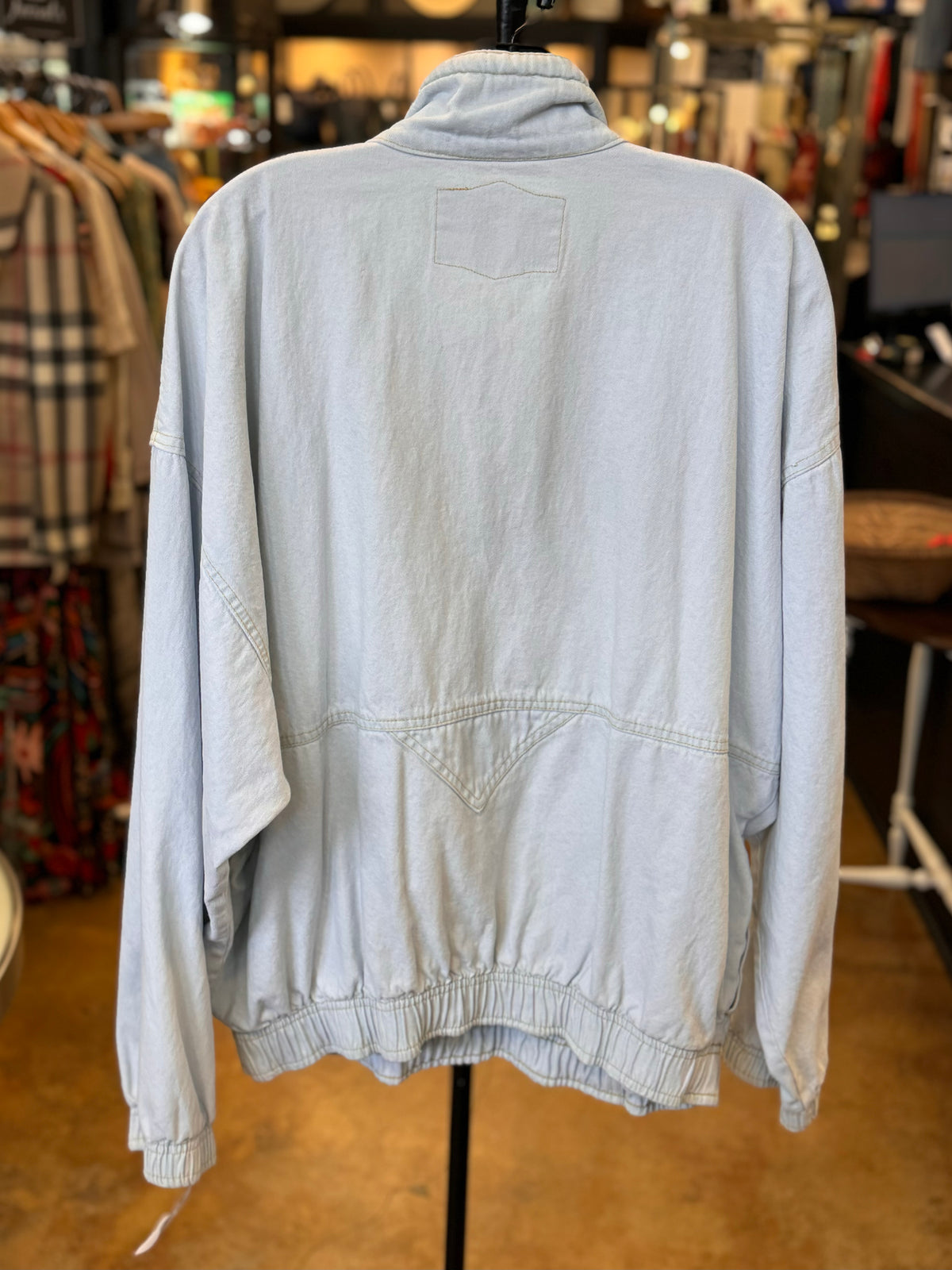 QUIKSILVER 90s Vintage Men’s Light Wash Denim Anorak Pullover Shacket Large