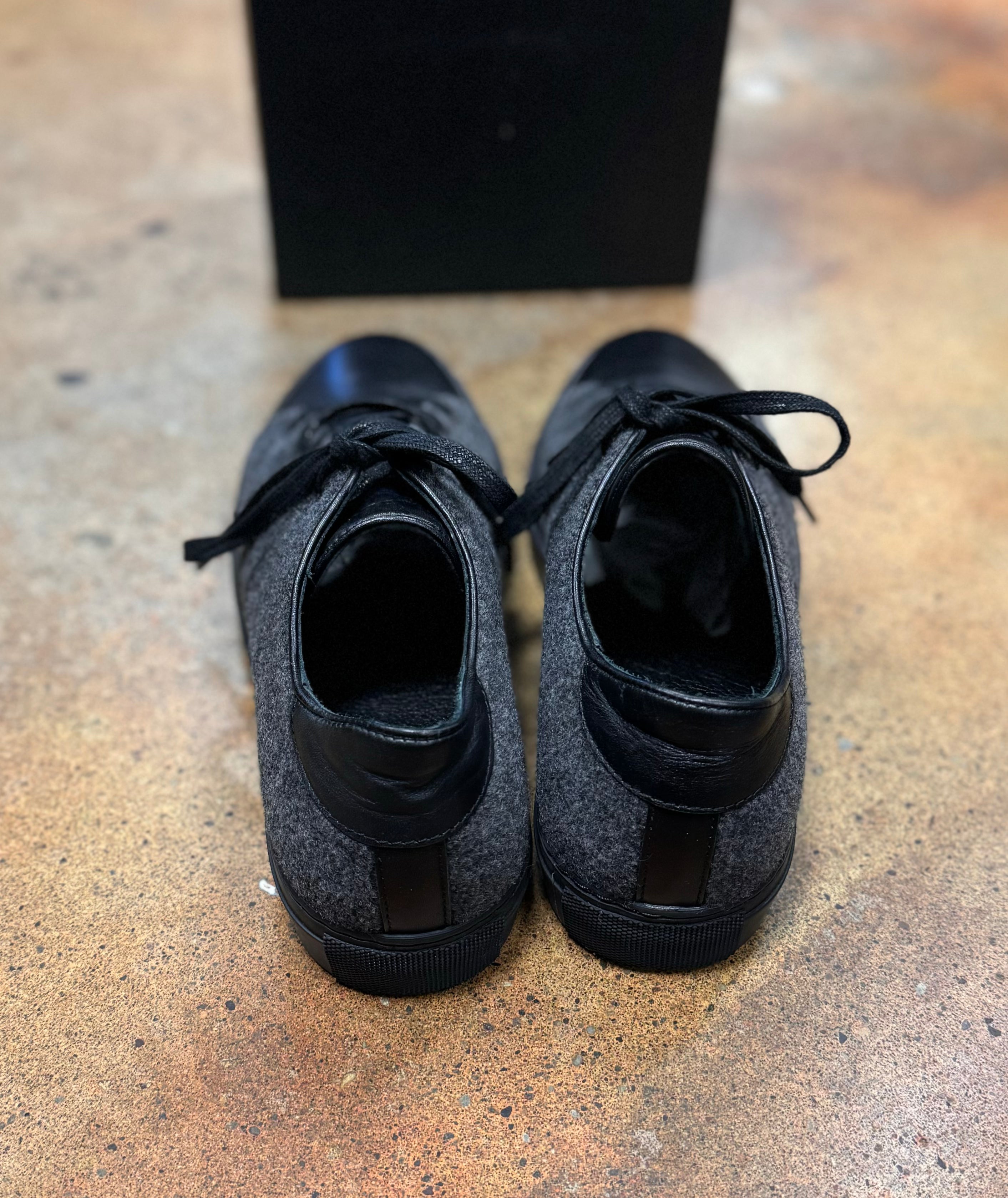 JARED LANG Grey Wool & Leather Lace Up Sneakers Sz. 40 w/Box