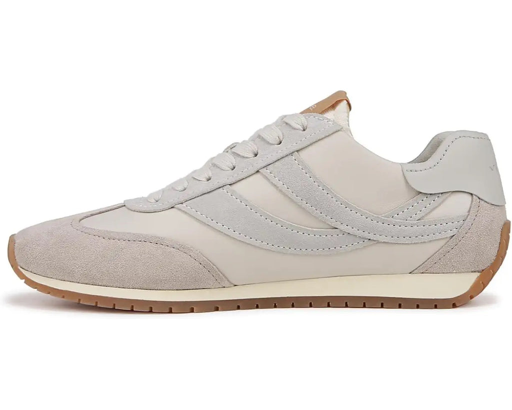 SOLD! VINCE. Oasis Leather Runner Sneakers Sz. 9